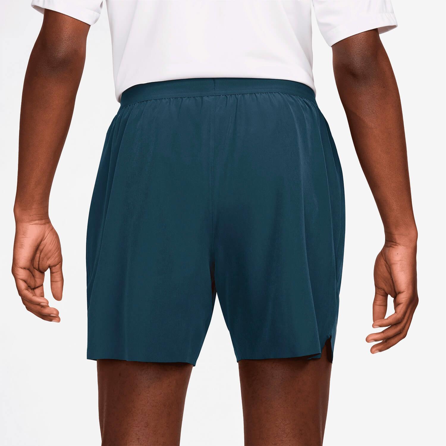 NikeNikeCourt Dri-FIT Advantage 6'' (15cm) Erkek Tenis Şortu