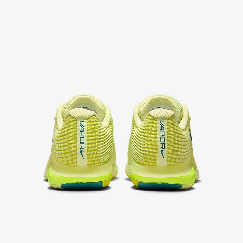 NikeNike Vapor 12 Premium Sert Kort Kadın Tenis Ayakkabısı