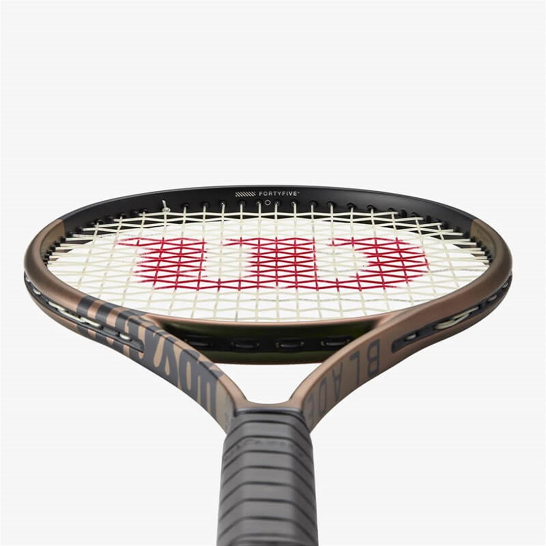 WilsonWilson Blade 98 18x20 V8 Tenis Raketi