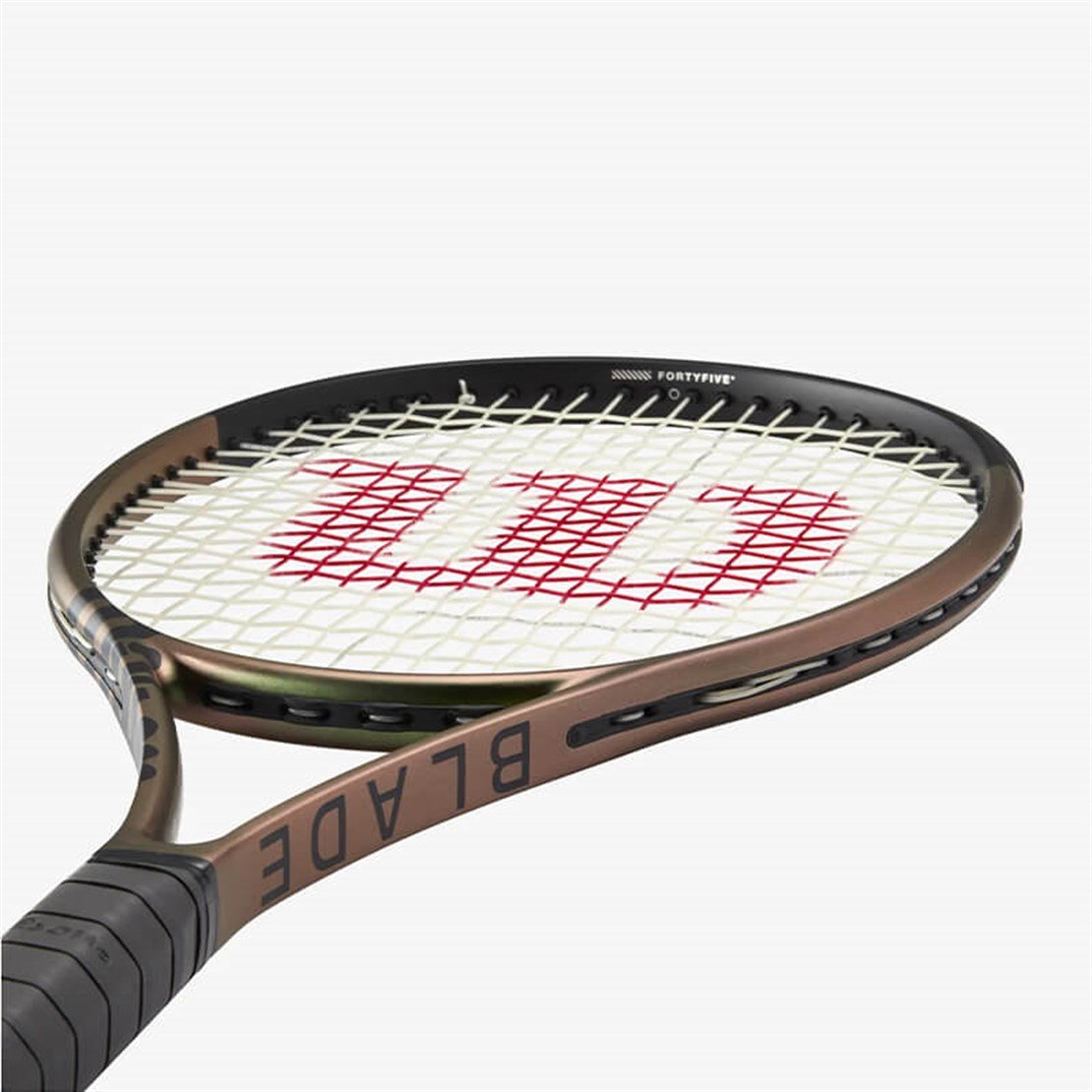 WilsonWilson Blade 98 18x20 V8 Tenis Raketi