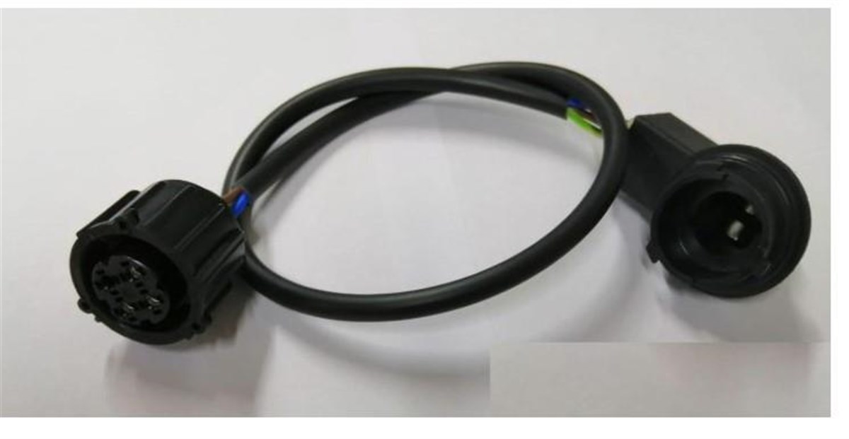 Çamurluk Sinyal Lambası Duyu Kablolu Duyu Mercedes Axor M680040