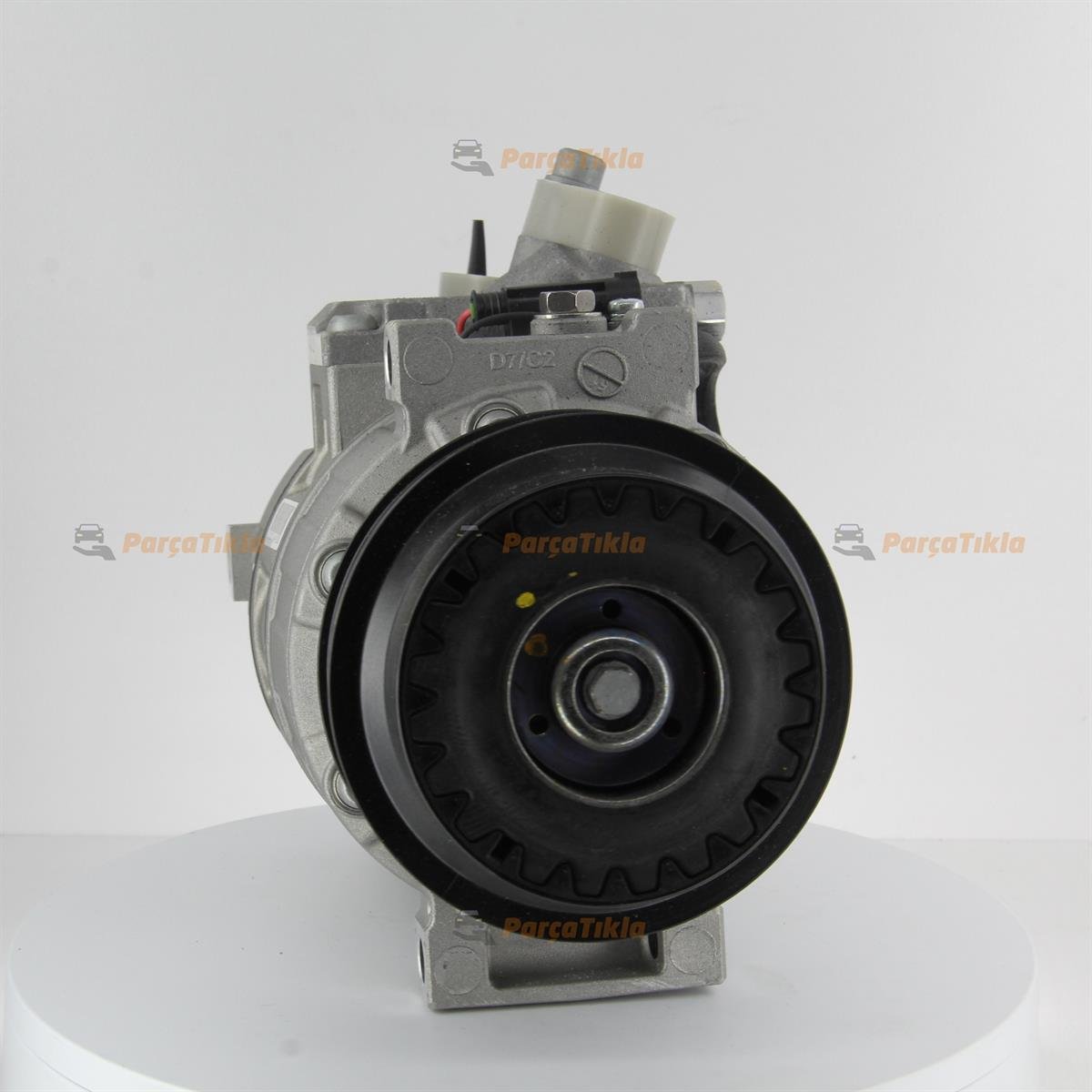 Klima Kompresörü 6Pk Mercedes C Seri Sprinter 813157 359002000320 Dcp17026 Dcp17056 42010151 Dcp17072 Dcp17075 Dcp17109 813420 | Valeo 813157