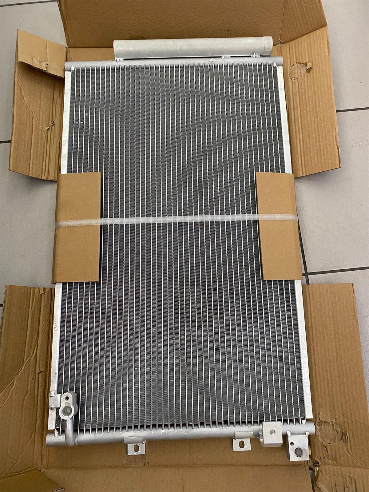 Klima Radyatörü Volvo 290 Excavatör İş Makinası Drierli 720*440*20Mm Nm002912 14602245 | Ith Klımanm002912