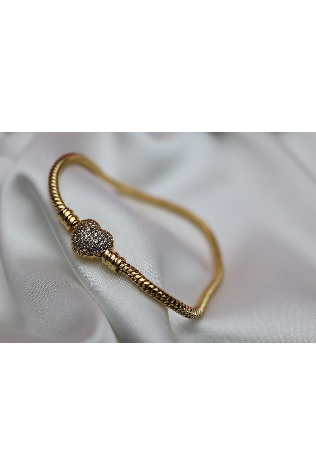 Pandora Model Gold Taşlı Bileklik