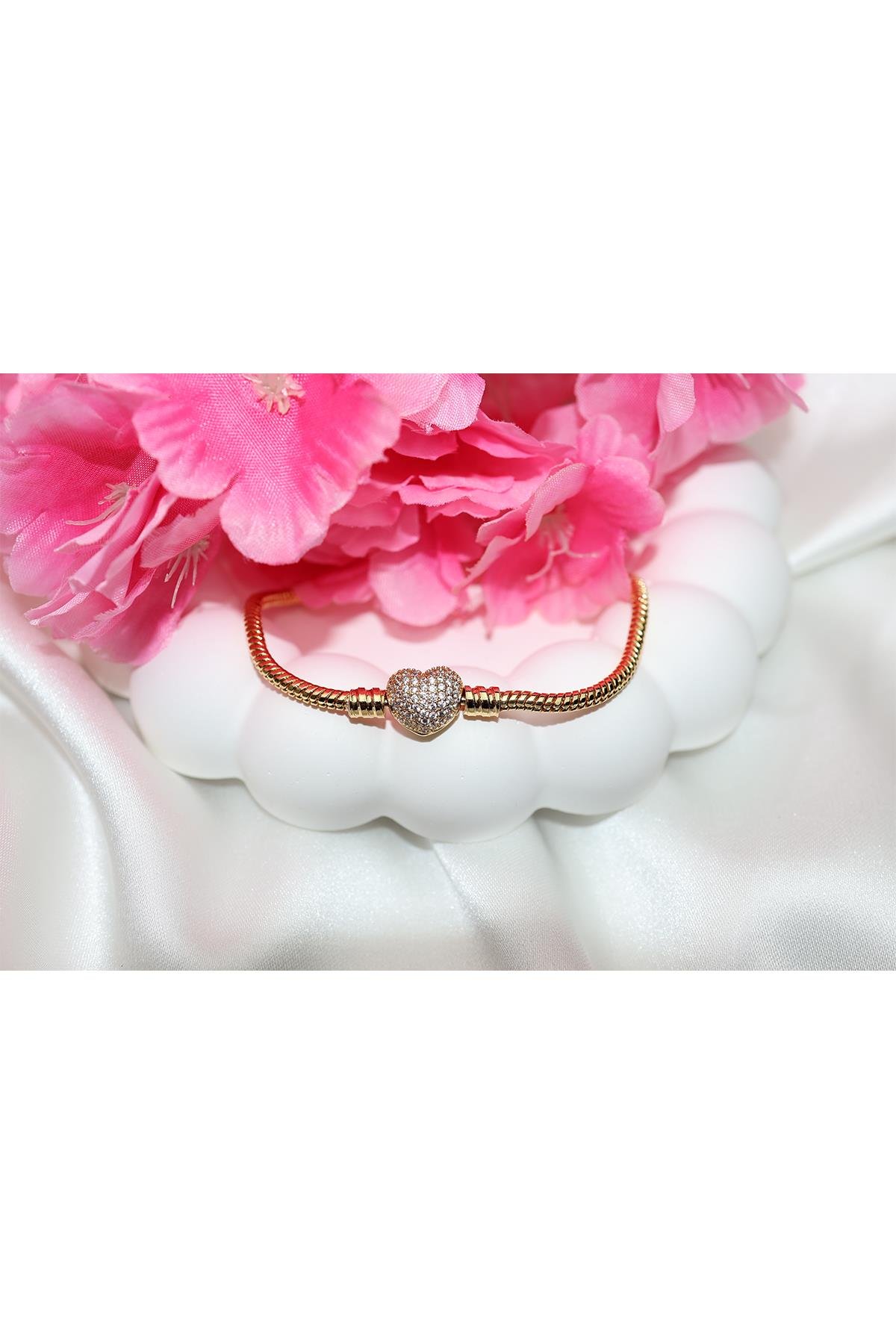 Pandora Model Gold Taşlı Bileklik