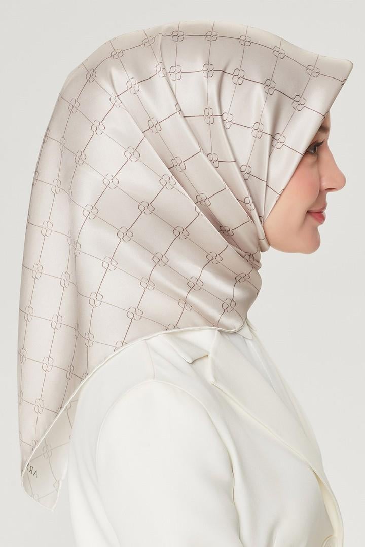 Armine Nostalji Serisi Twill İpek Eşarp 8555D-02