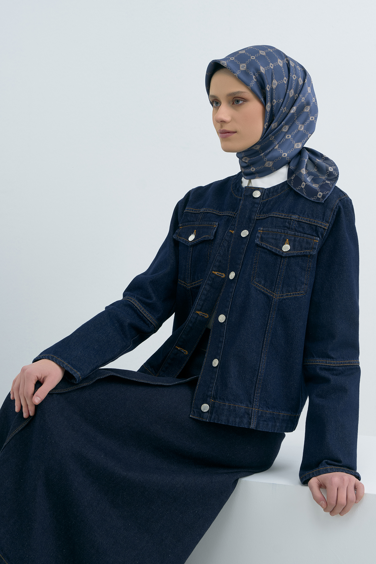 Armine Sura İpek Eşarp 9530DS
