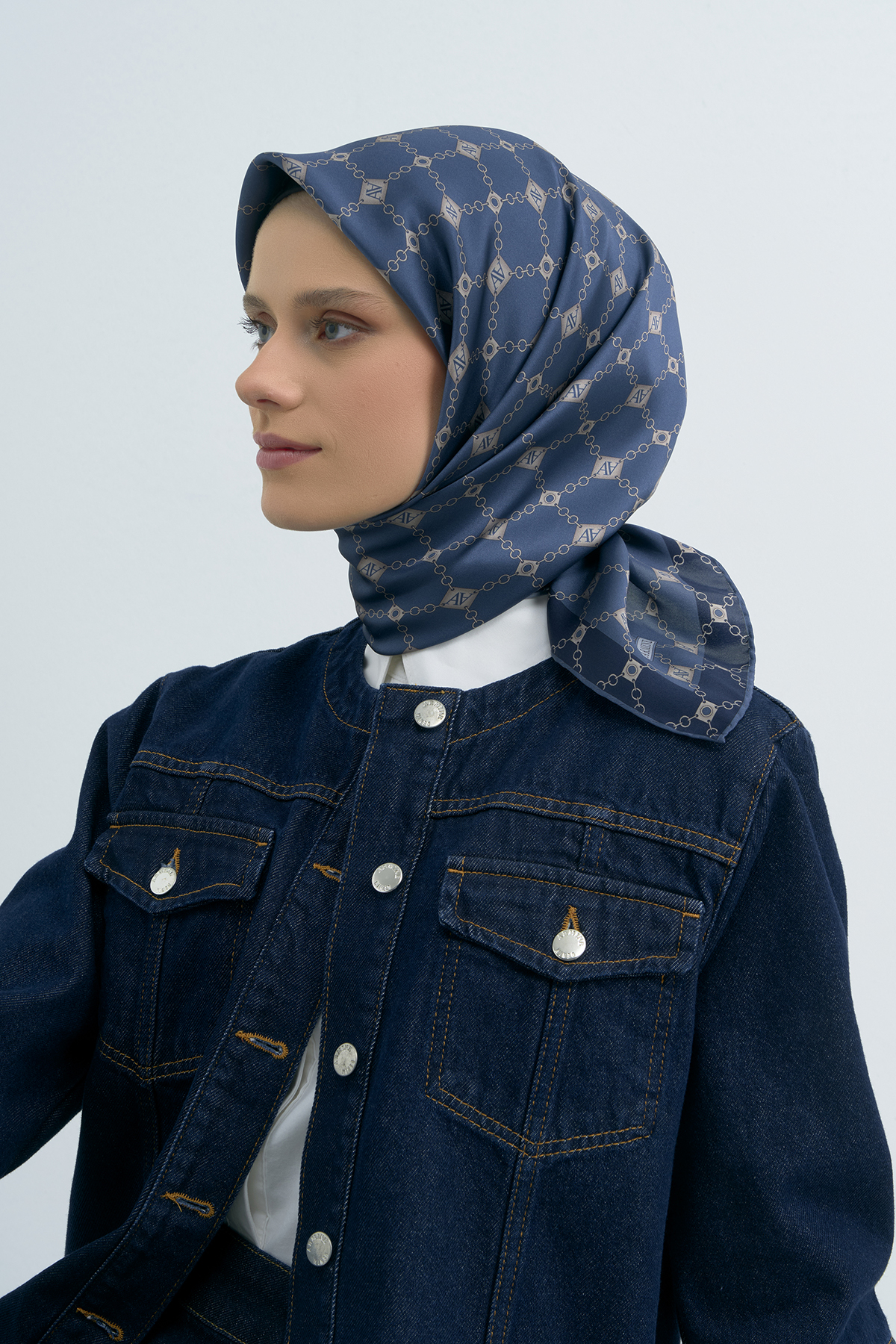 Armine Sura İpek Eşarp 9530DS