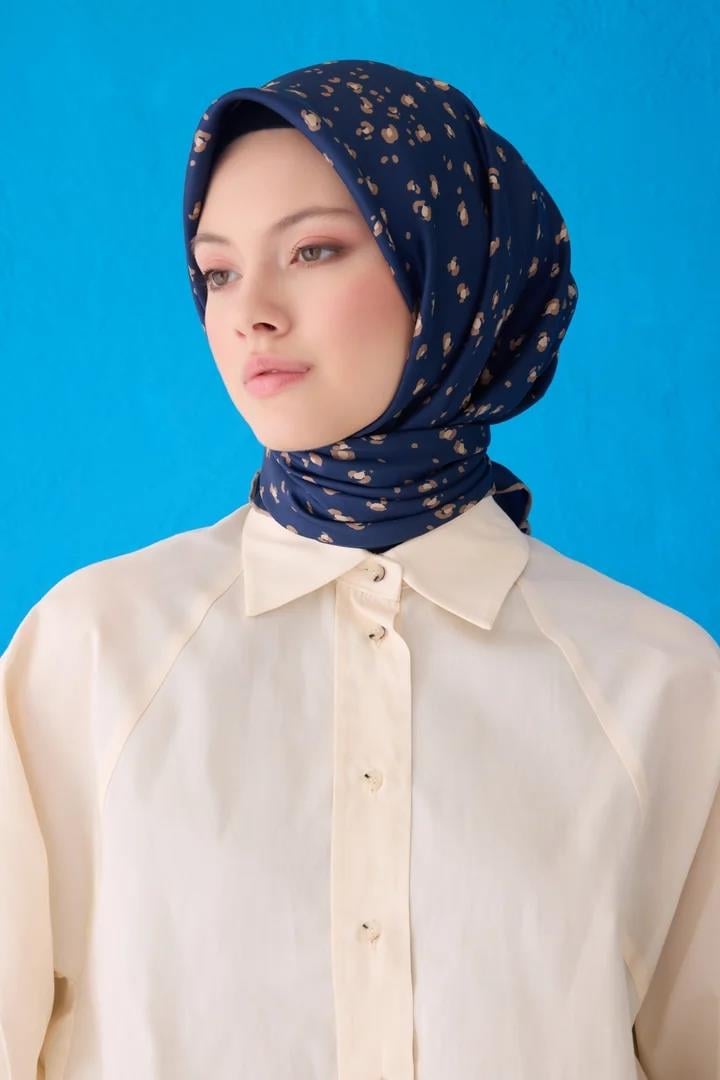 Belli Twill İpek Eşarp 4126D