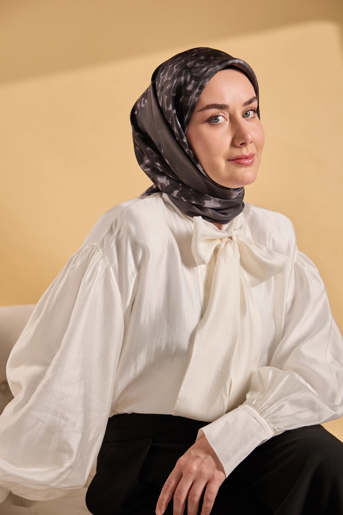 Silk Home Twill İpek Desenli Eşarp 11526