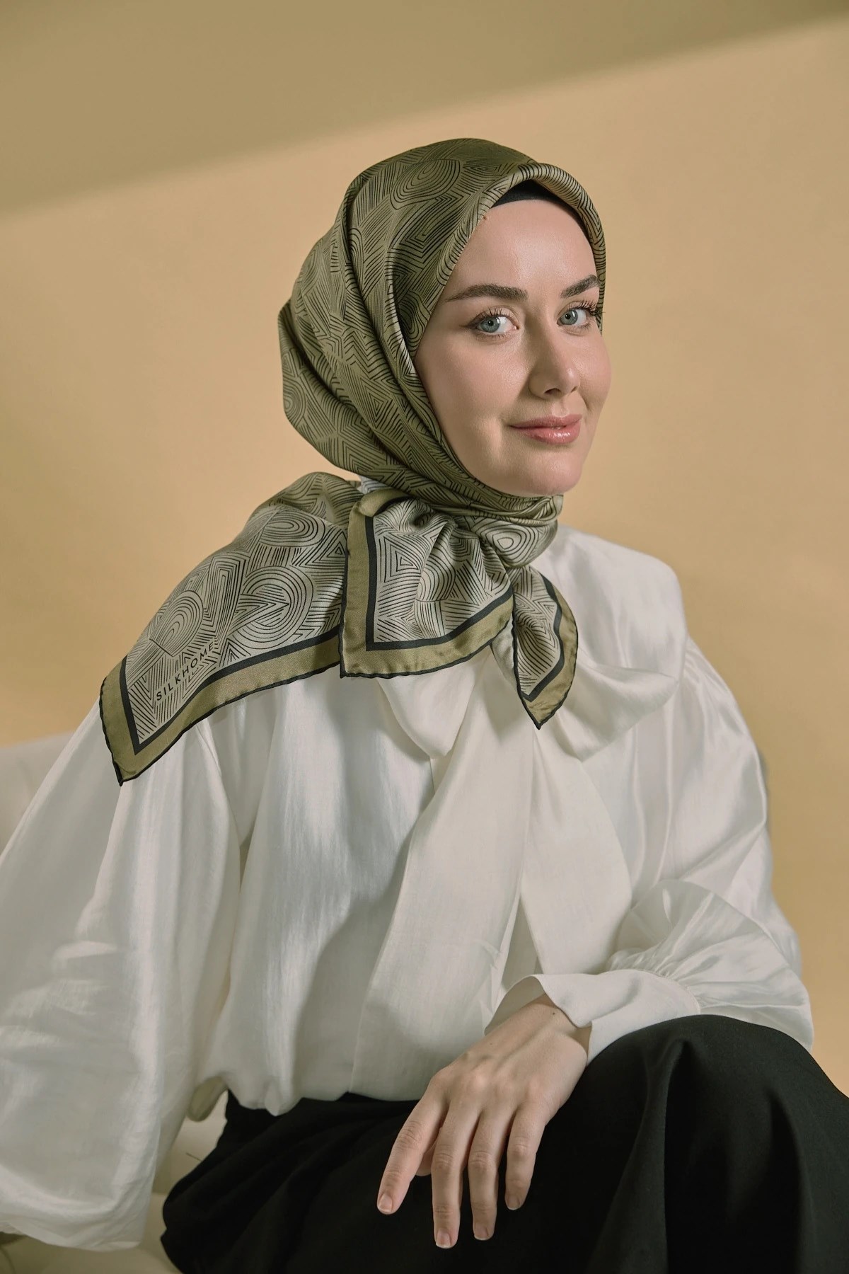 Silk Home Twill İpek Desenli Eşarp 11536