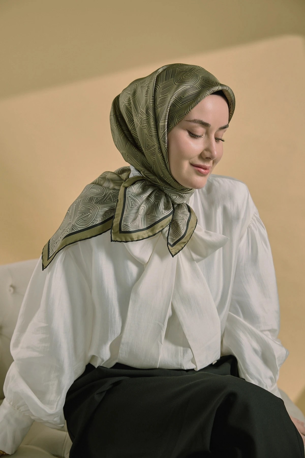 Silk Home Twill İpek Desenli Eşarp 11536