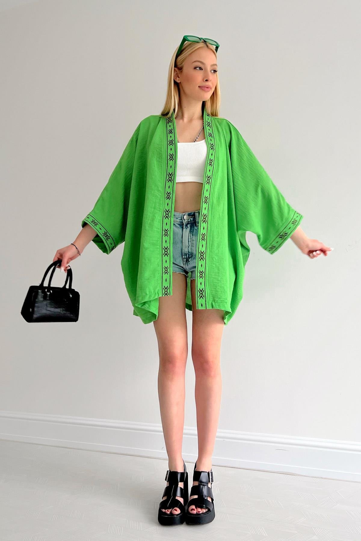 Nakışlı Oversize Kimono B.Yeşil