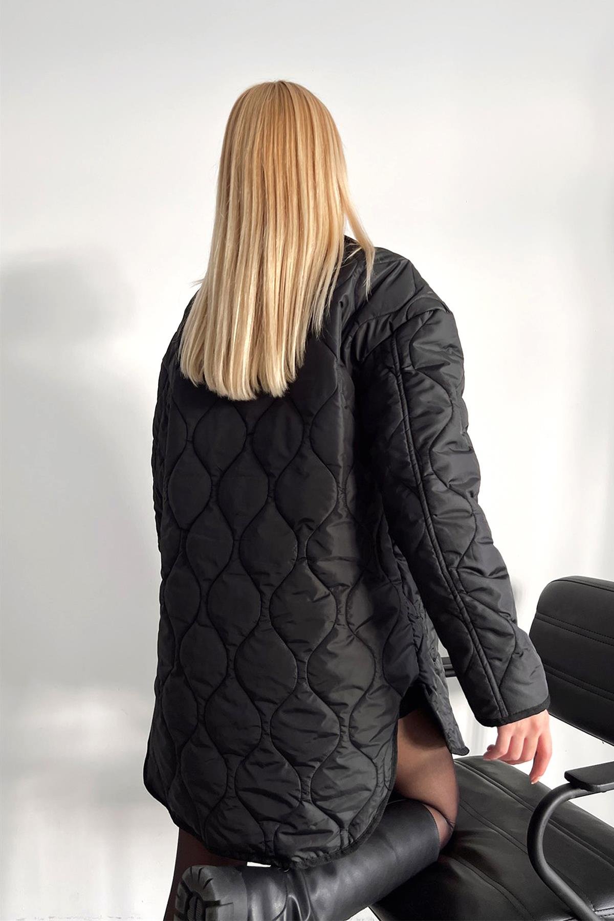 Oval Quilted Coat Black