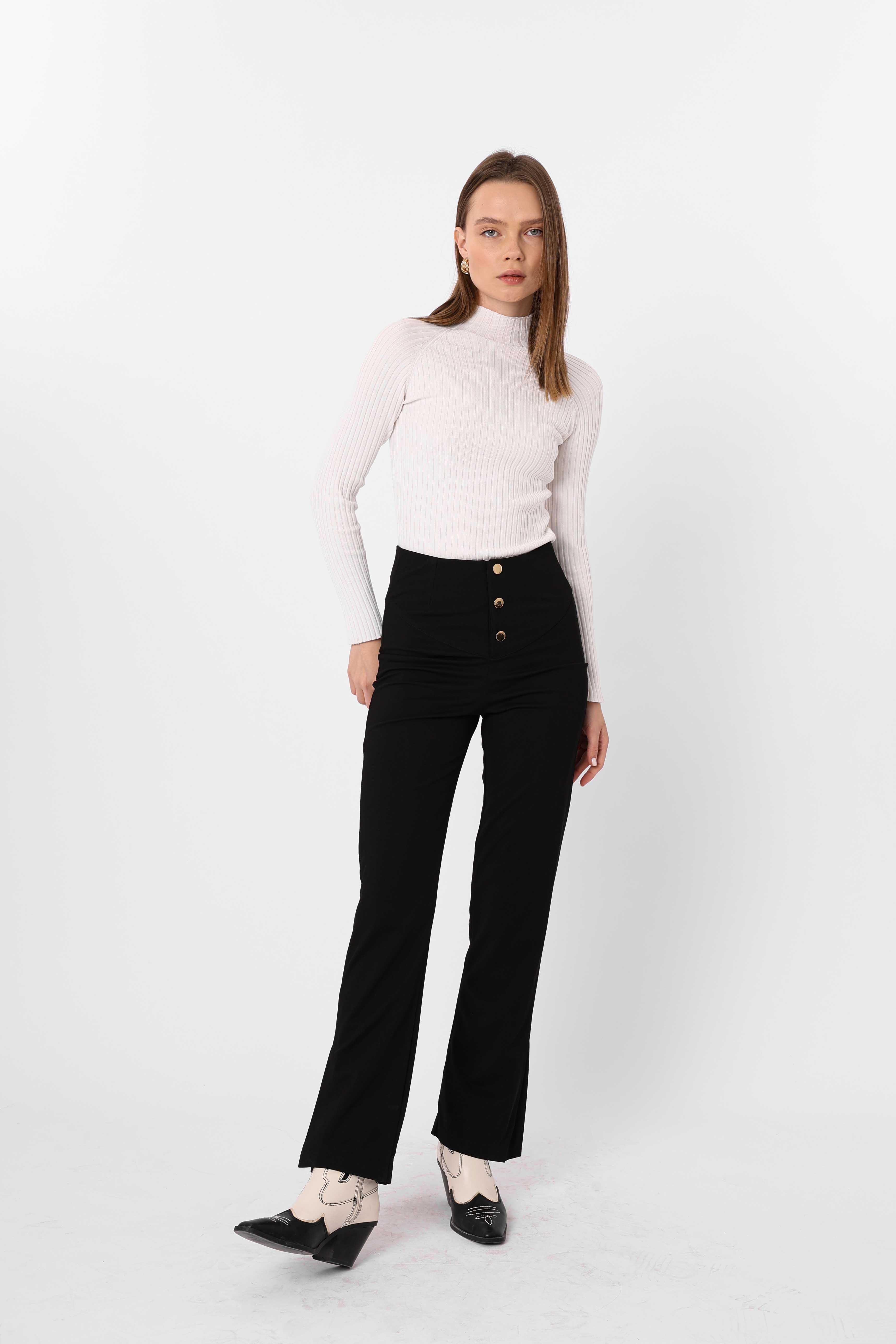 Gold Düğme Detaylı Pantolon Siyah