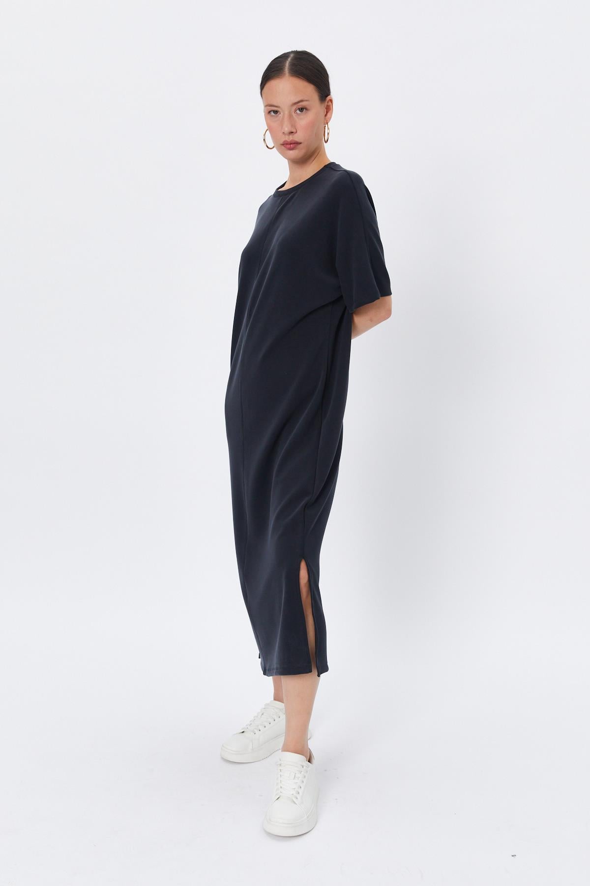 Toptan Oversize Yırtmaçlı Elbise Siyah