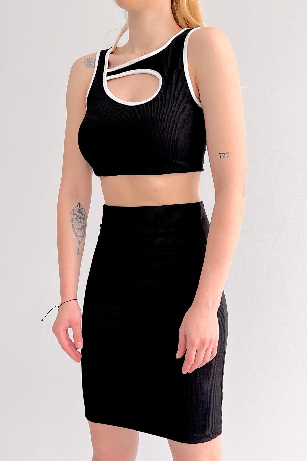 Biyeli Cutout Tshirt Siyah-Beyaz