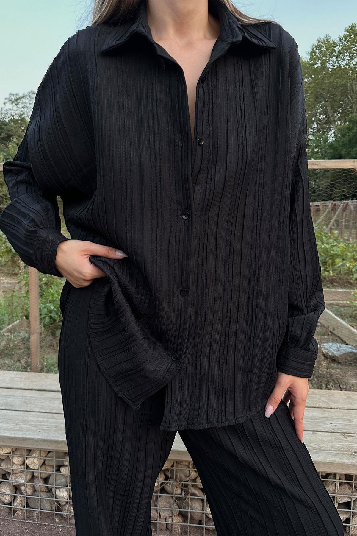 Pliseli Gömlek - Siyah