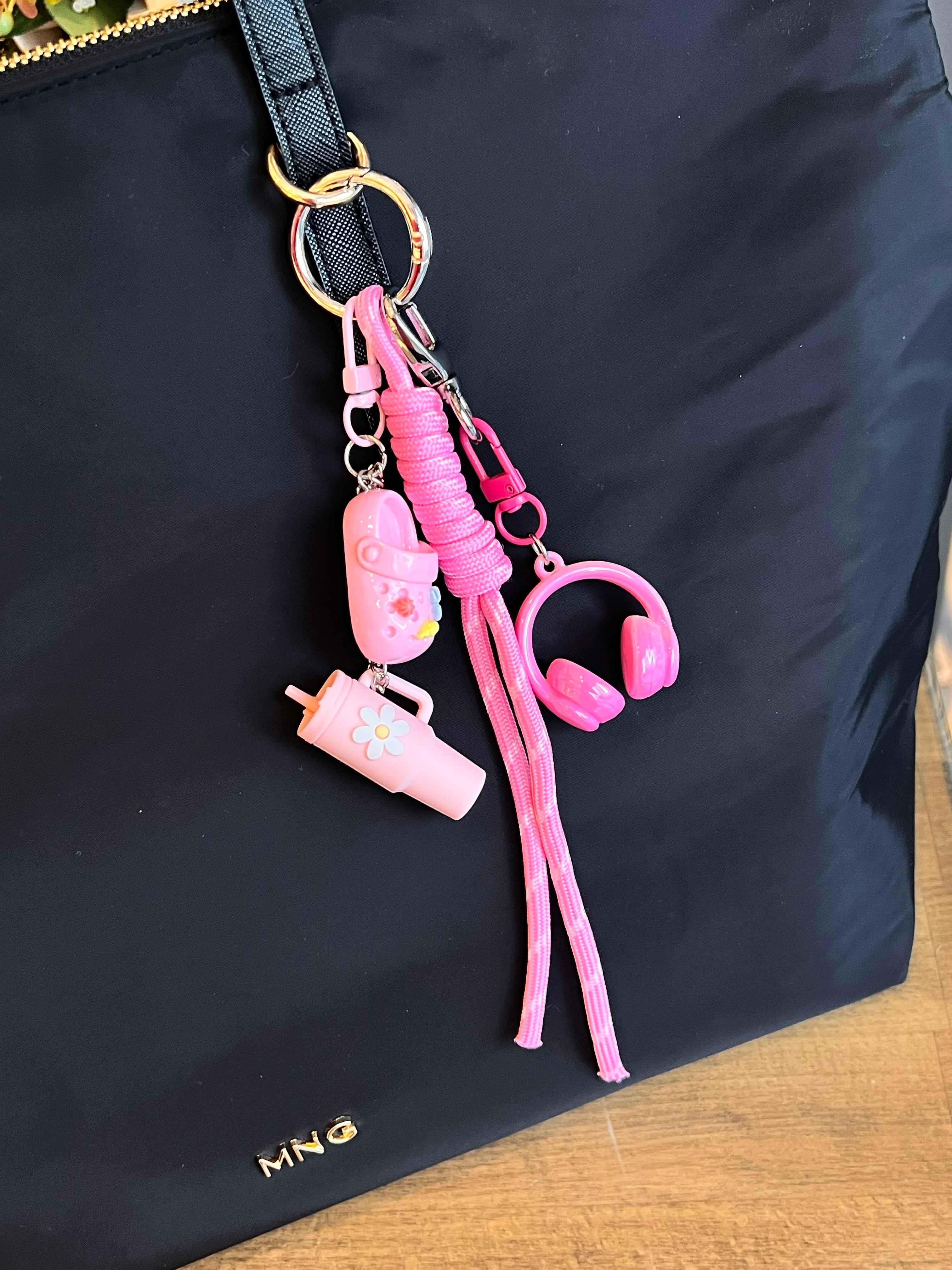 Charm Kulaklık Figürlü Anahtarlık - Çanta Charm (Pembe Termos Modeli)