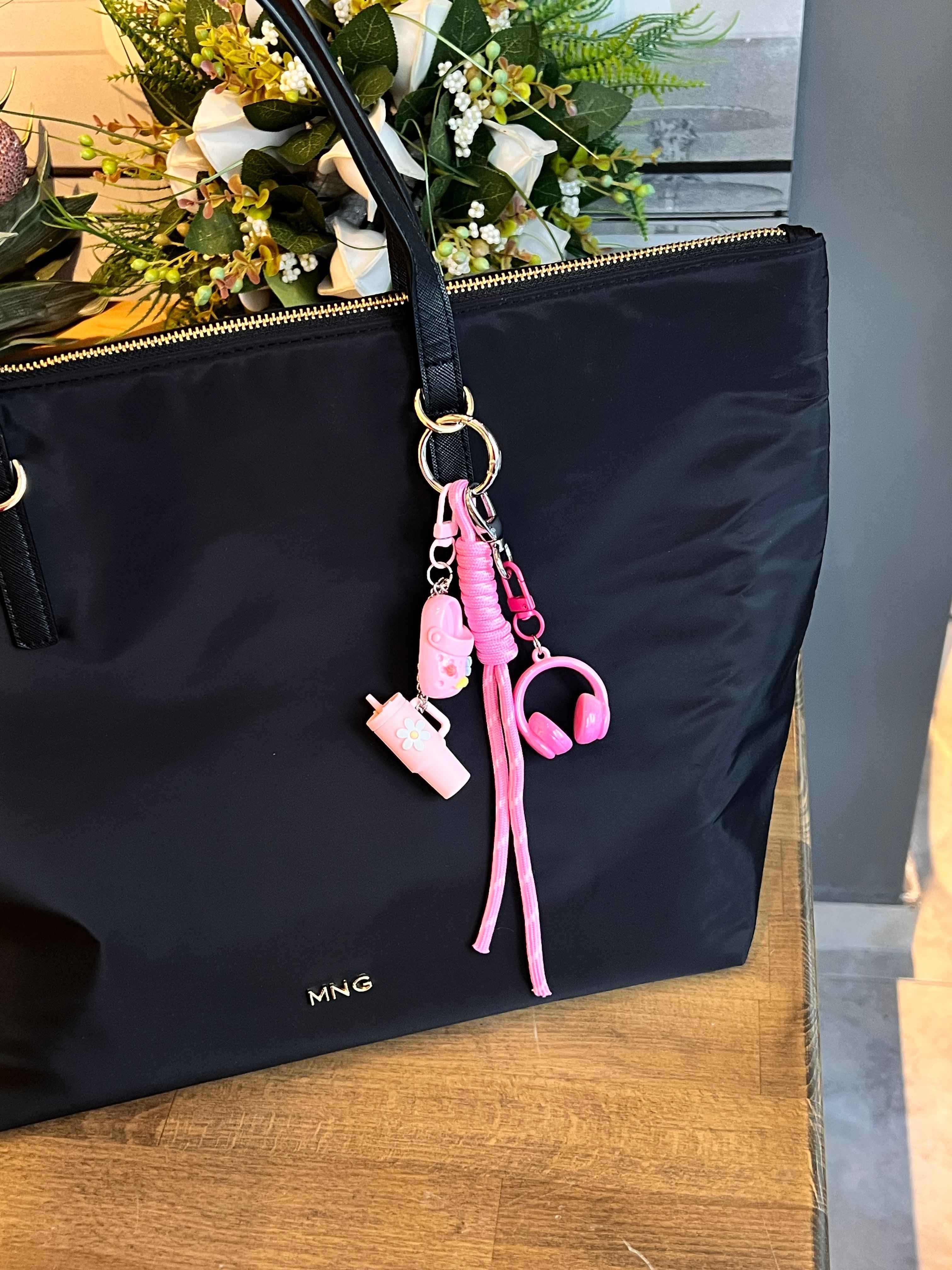 Charm Kulaklık Figürlü Anahtarlık - Çanta Charm (Pembe Termos Modeli)