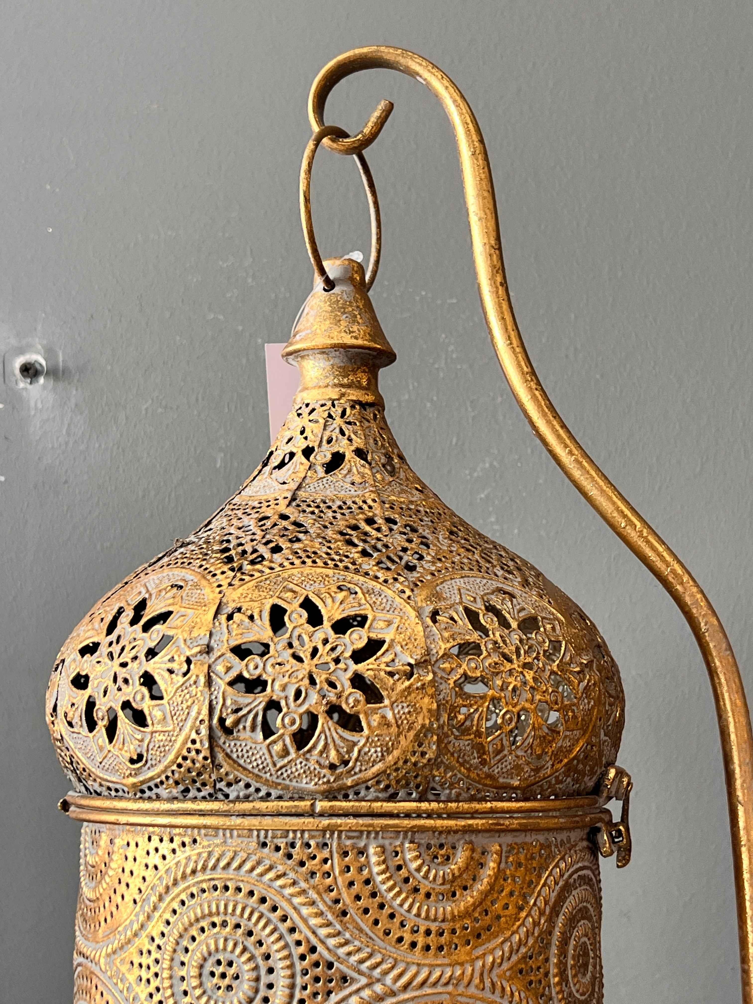Eskitme Telkarı Gold Dekoratif Fener Ayaklı 107 Cm