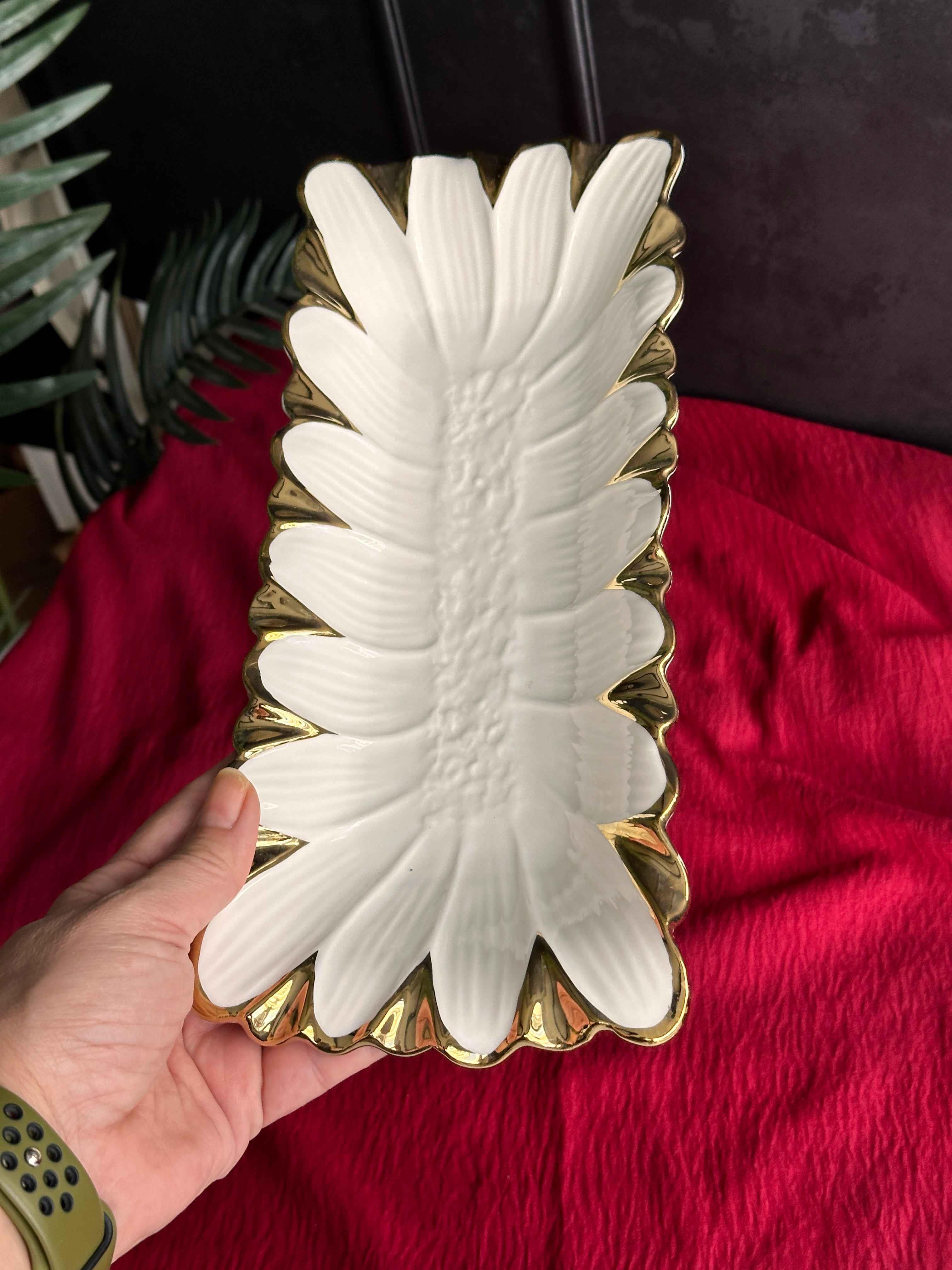 Flora Gold Dikdörtgen Sunum Tabak 32cm