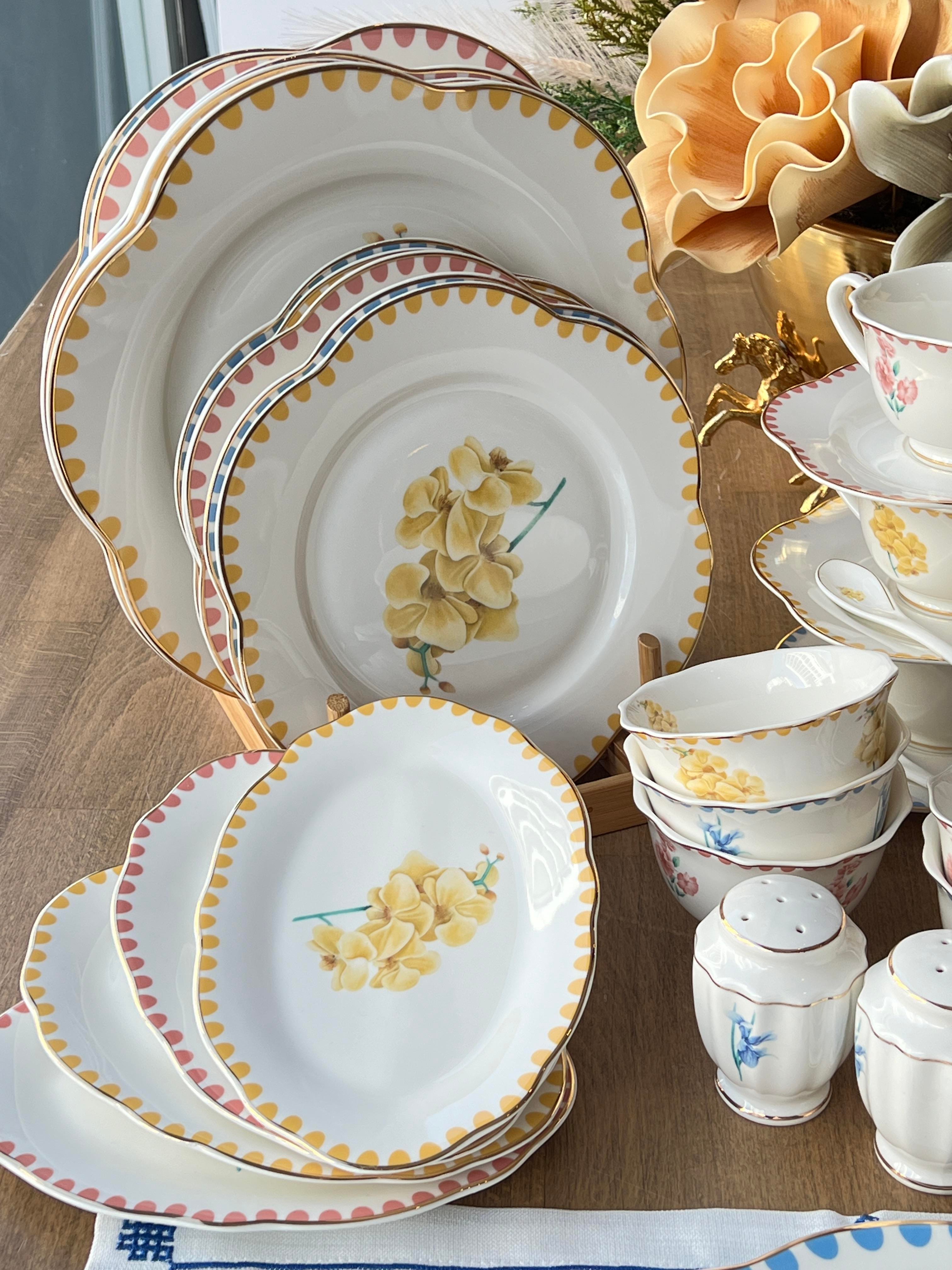 Kahvaltı Takımı Flowers 42 Prç 6 Kişilik