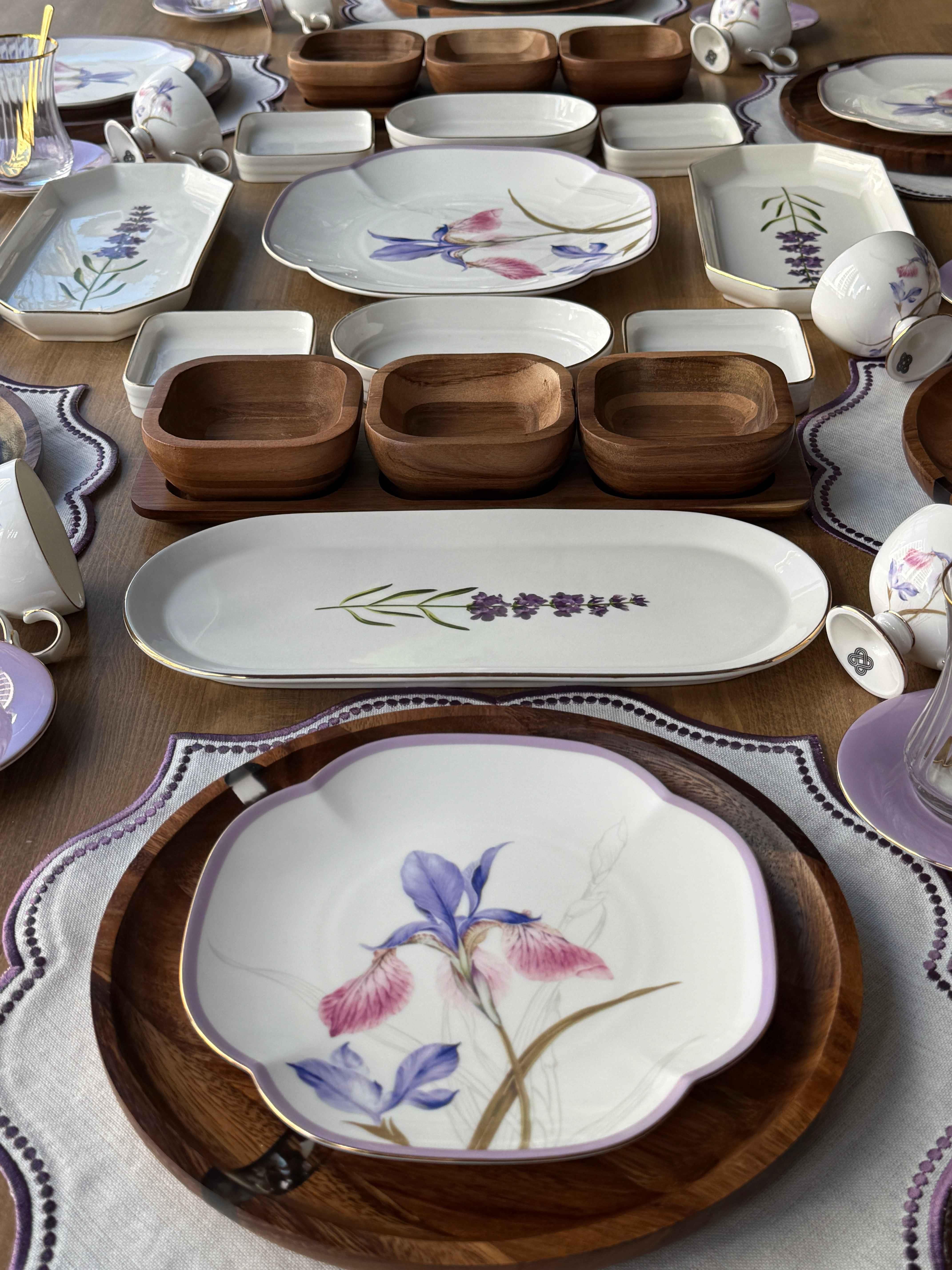 Kahvaltı Takımı Iris Akasya 62 Parça 6 Kişilik