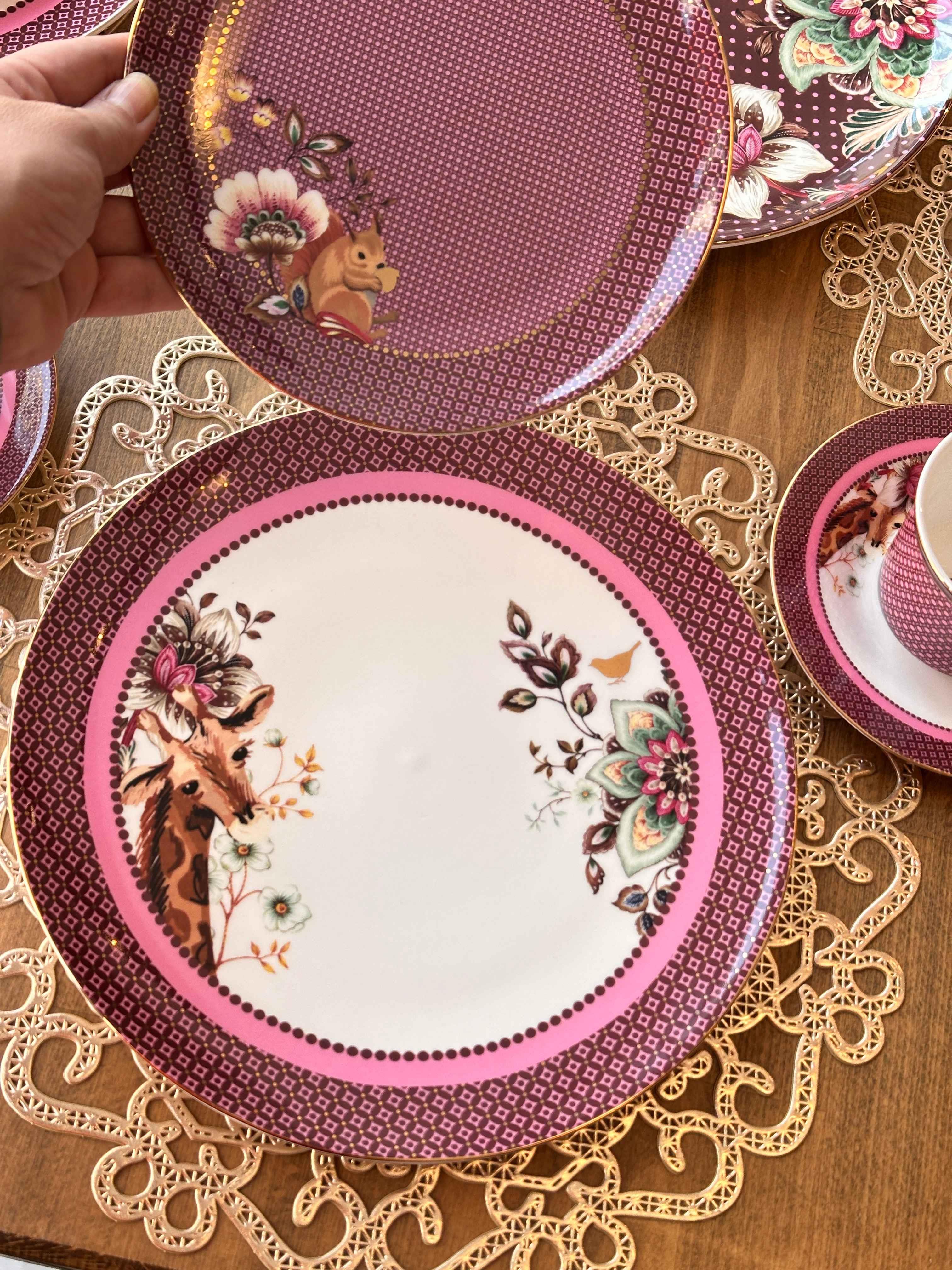 Kahvaltı Takımı Magenta  52 Parça 8 Kişilik