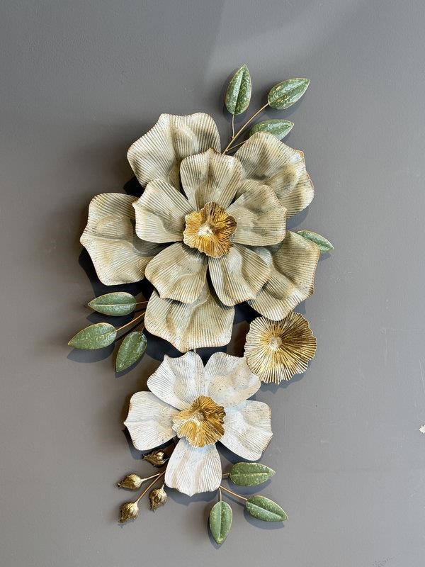 Metal Duvar Panosu 87x46cm Çiçek– Beyaz Altın