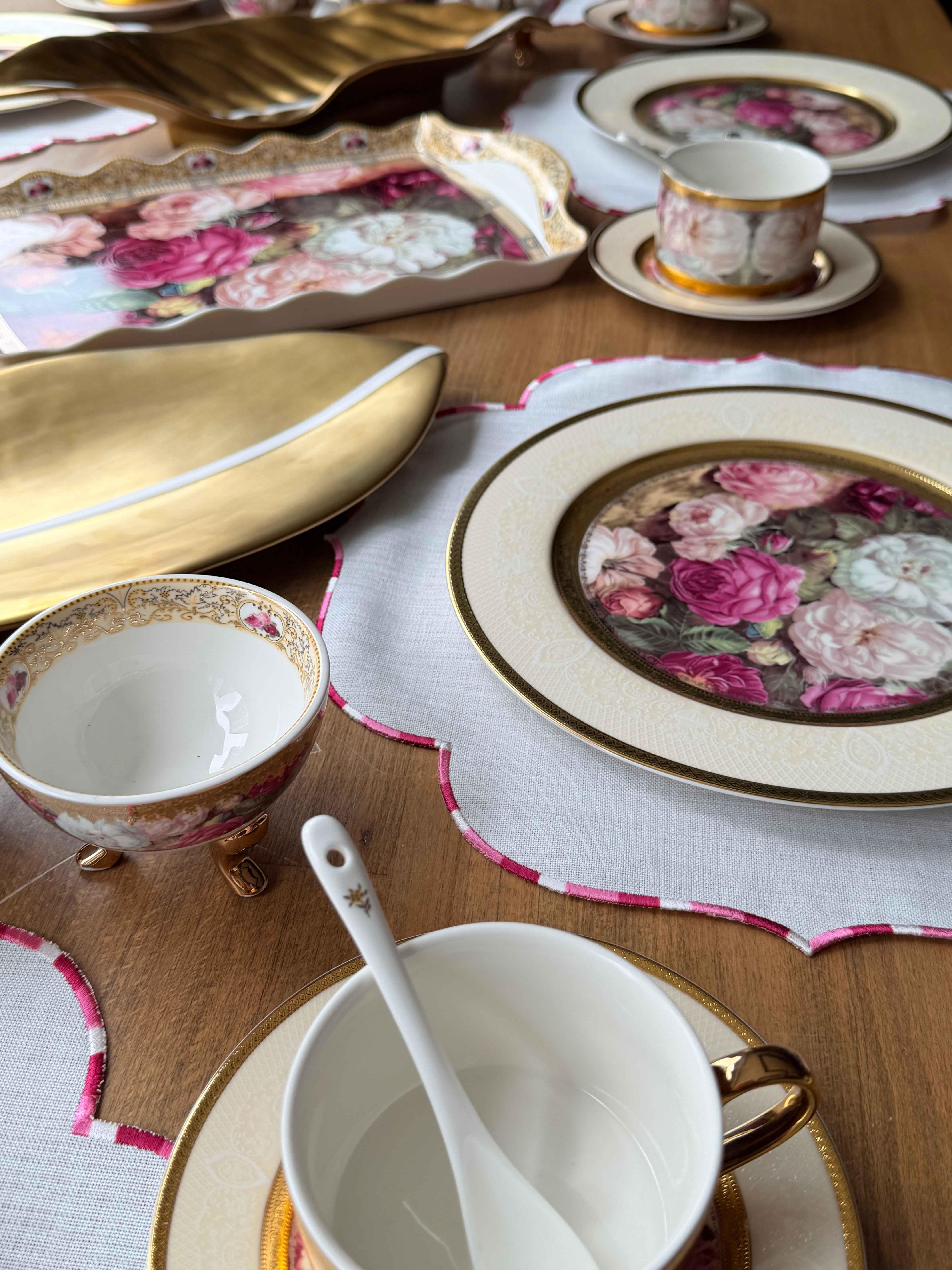 Porselen Kahvaltı Takımı 24K Flores