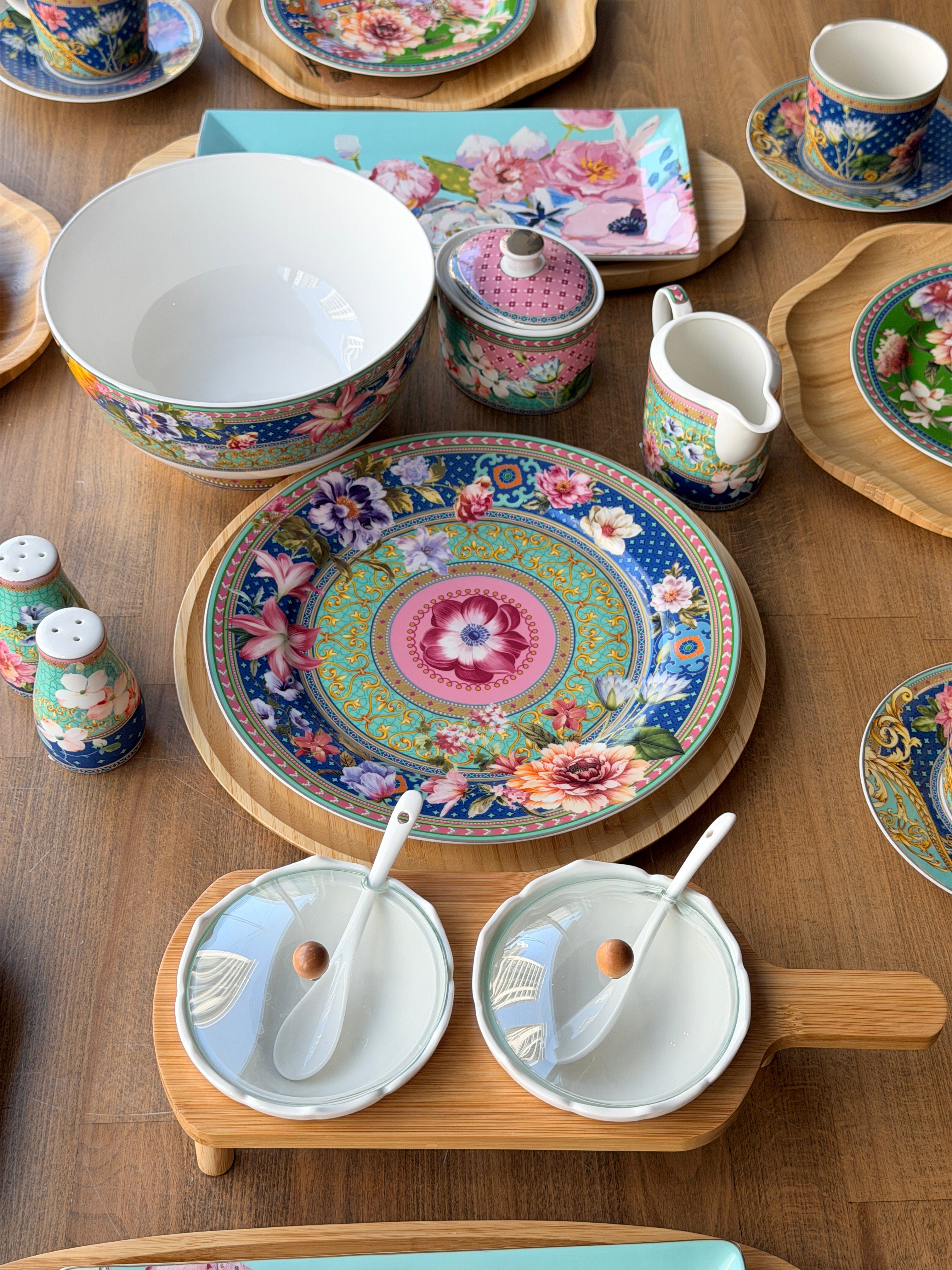 Porselen Kahvaltı Takımı 6 Kişilik 43 Parça Floral