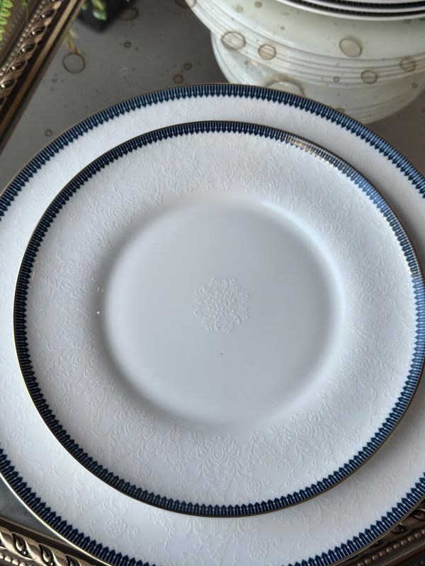 Porselen Yemek Takımı 24 Parça 6 Kişilik Laora