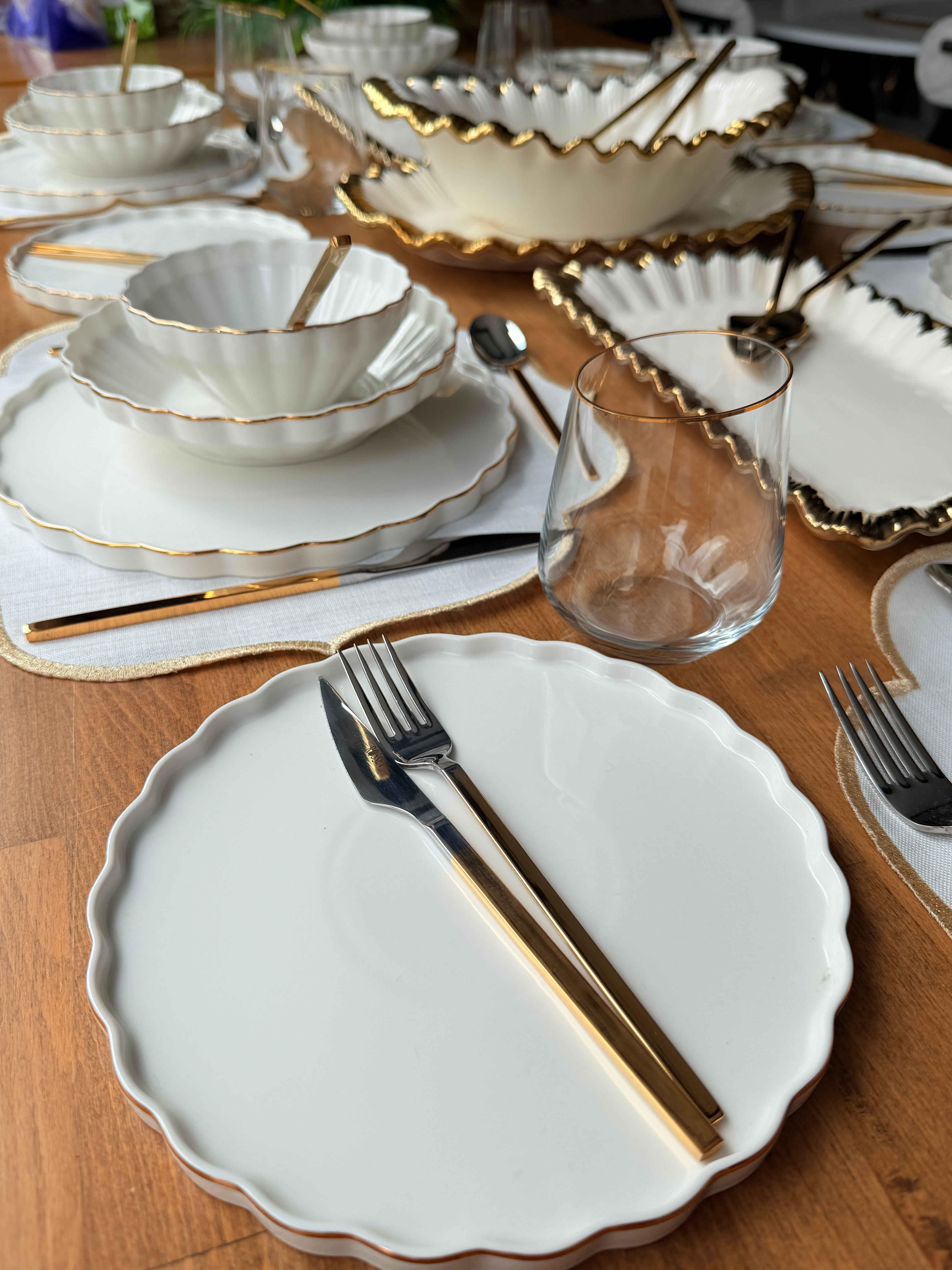Porselen Yemek Takımı 6 Kişilik 87 Parça Twist Gold Sofya