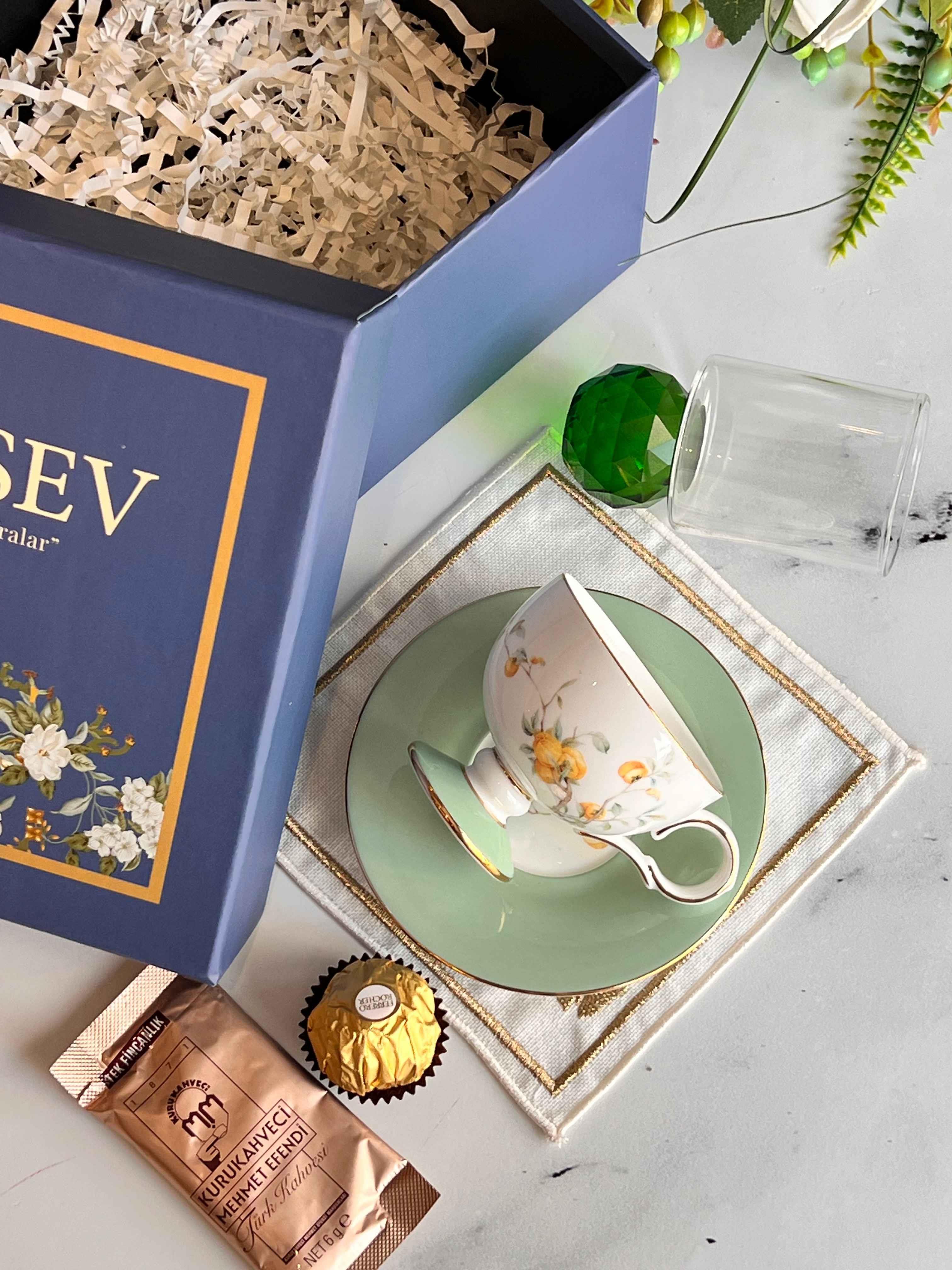 Rossev Peachy Kişiye Özel Hediye Kutulu Fincan Takımı