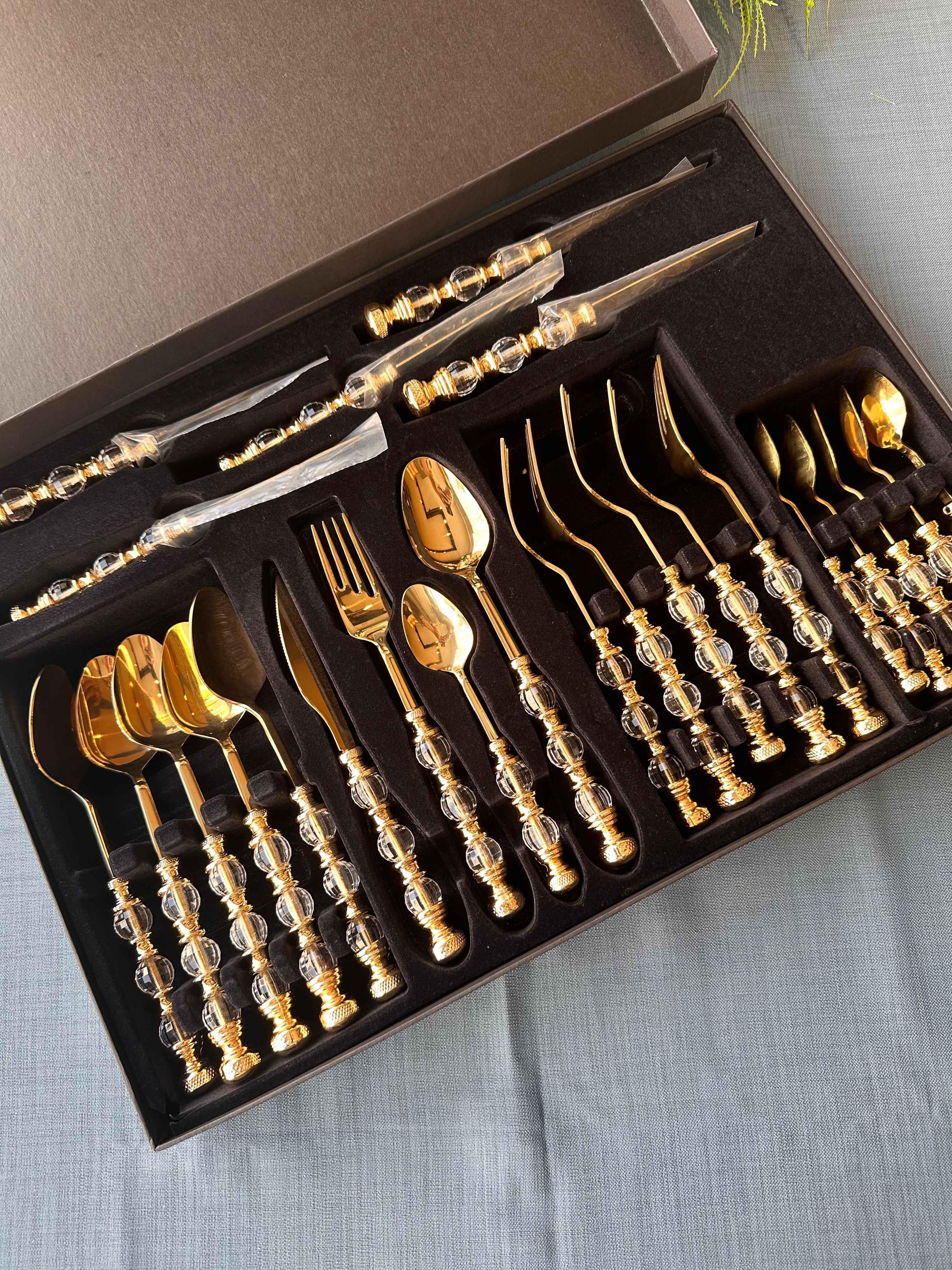 Rustik Titanyum Gold Çatal Kaşık Bıçak Takımı 24 Parça