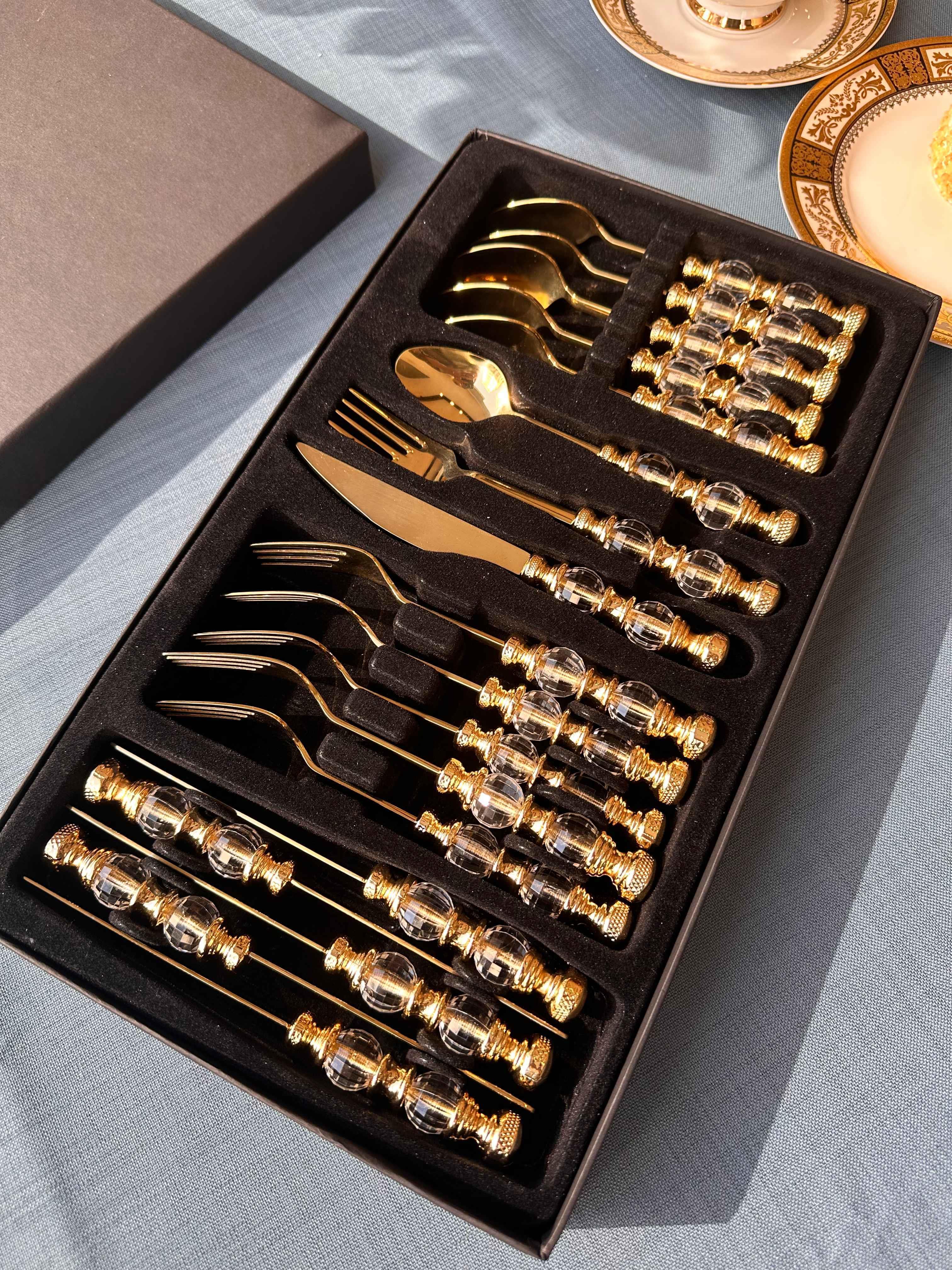 Rustik Titanyum Gold Çatal Kaşık Bıçak Takımı 18 Parça