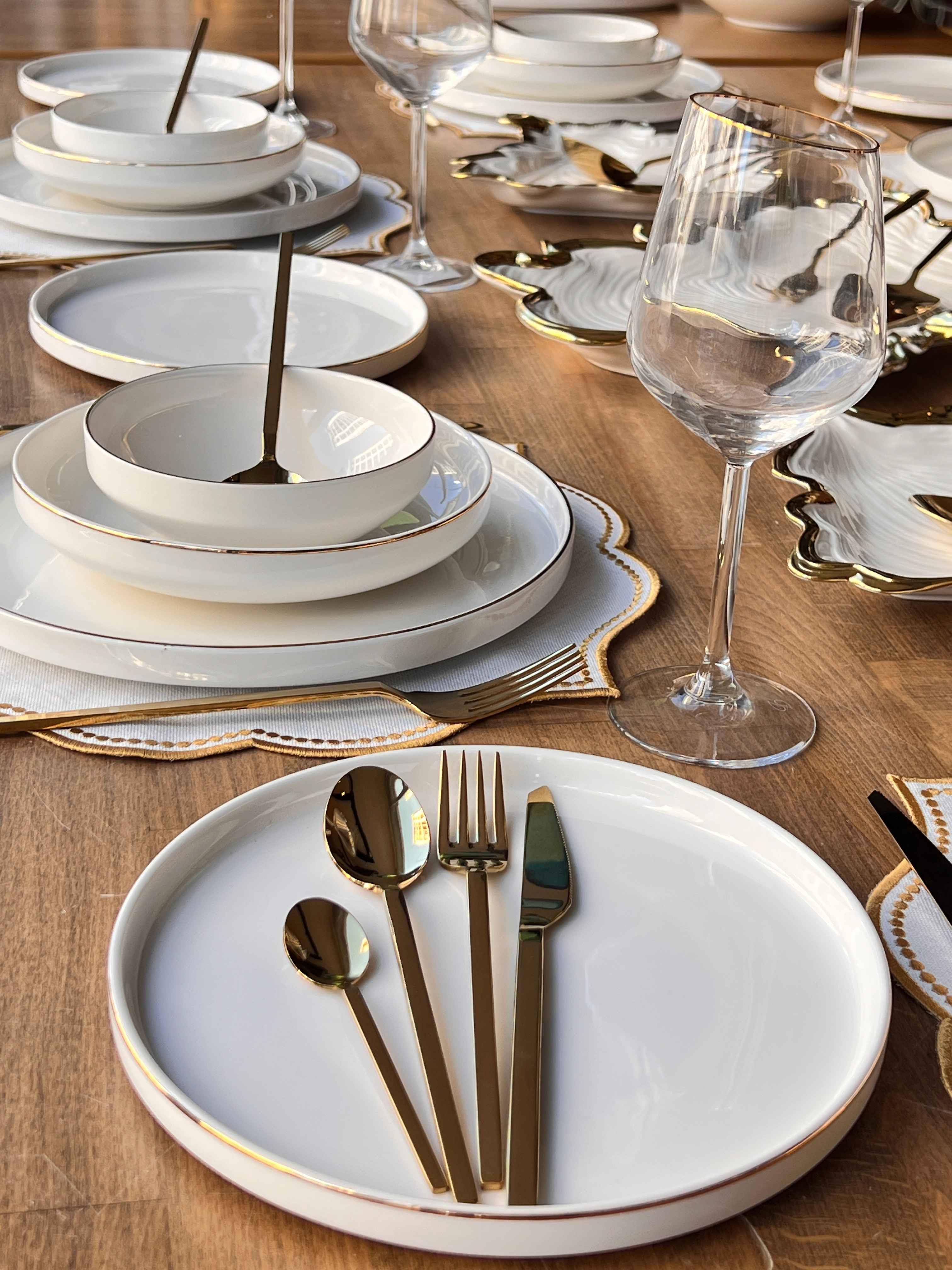 Yemek Takımı Modern Gold 86 Parça 6 Kişilik