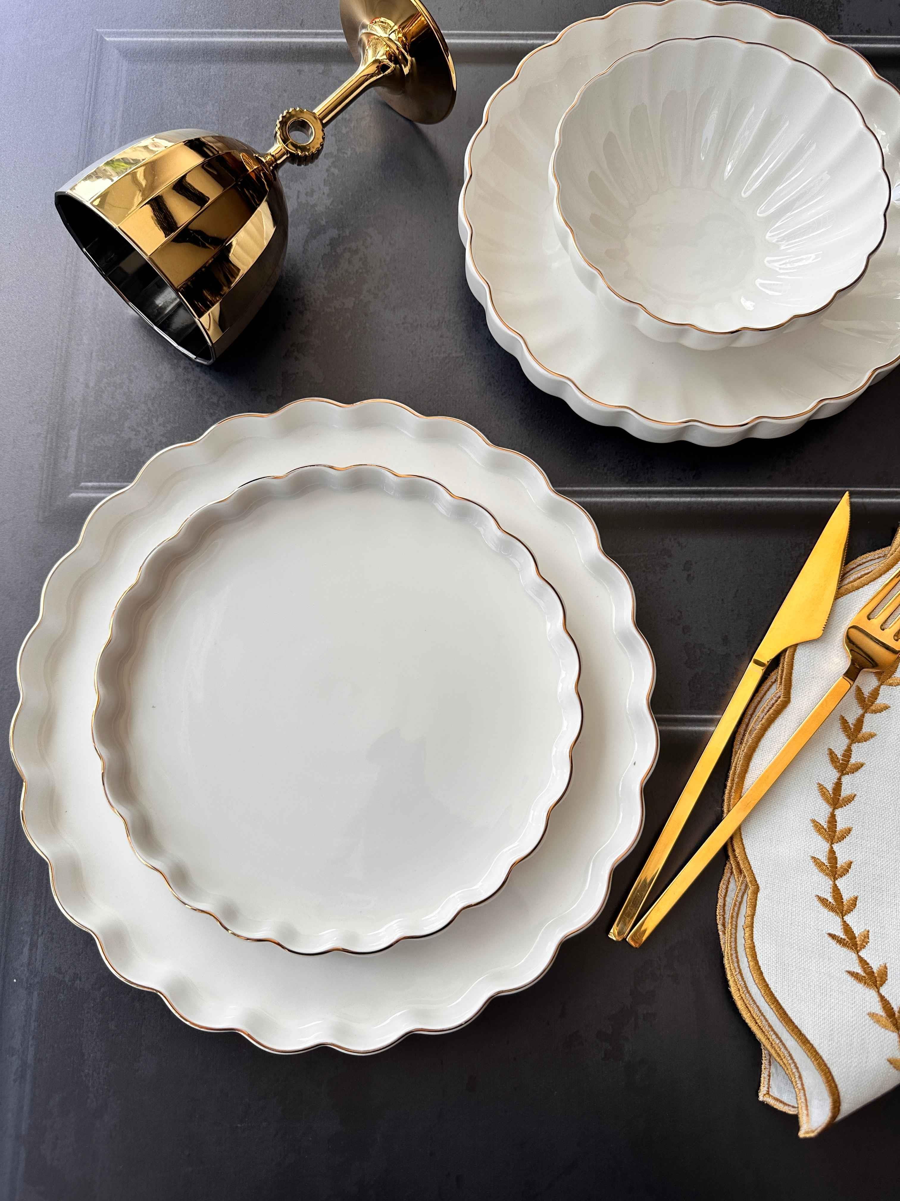 Yemek Takımı Royal Charme Gold 24 Parça 6 Kişilik