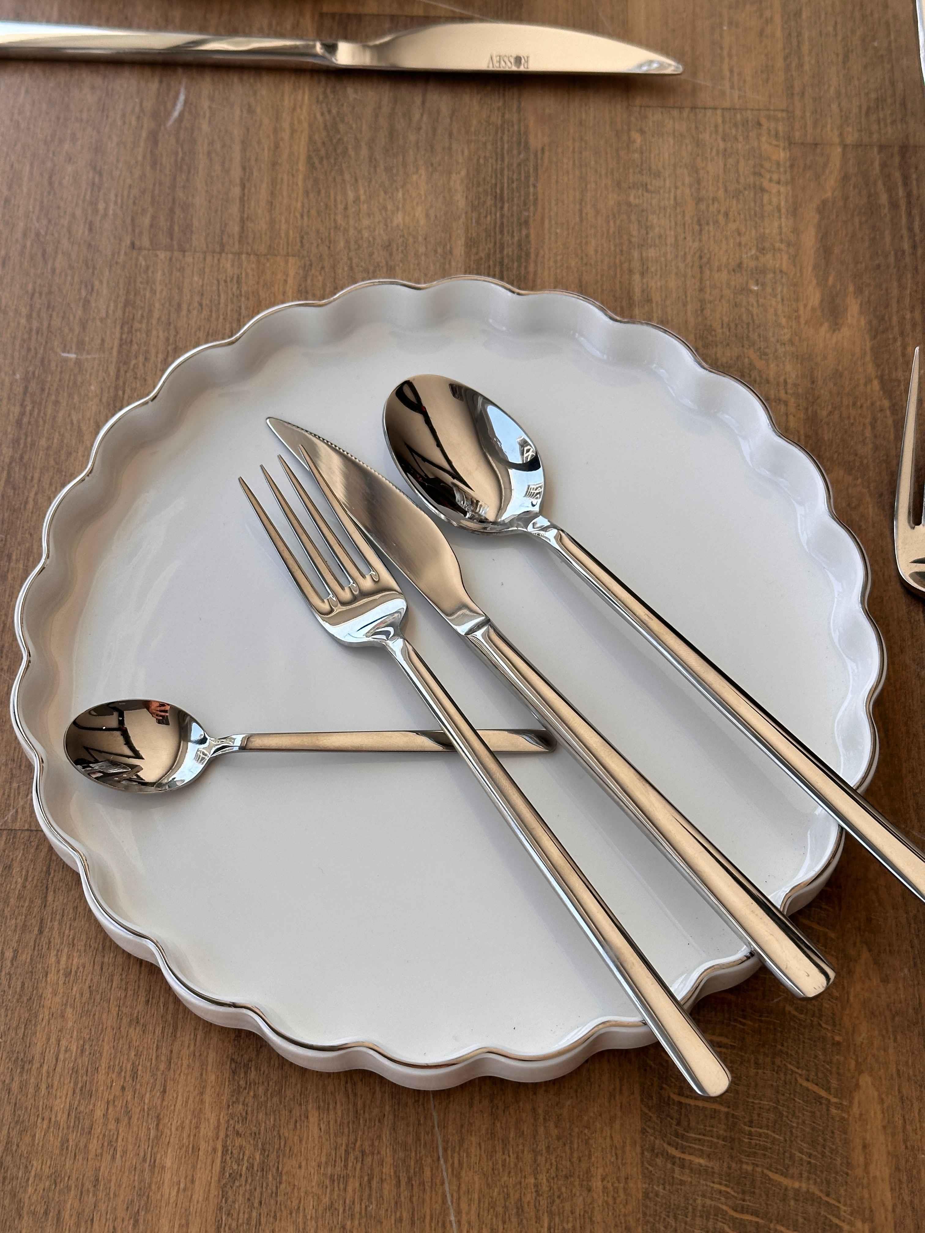 Yemek Takımı Royal Charme Twist Silver 82 Parça 6 Kişilik
