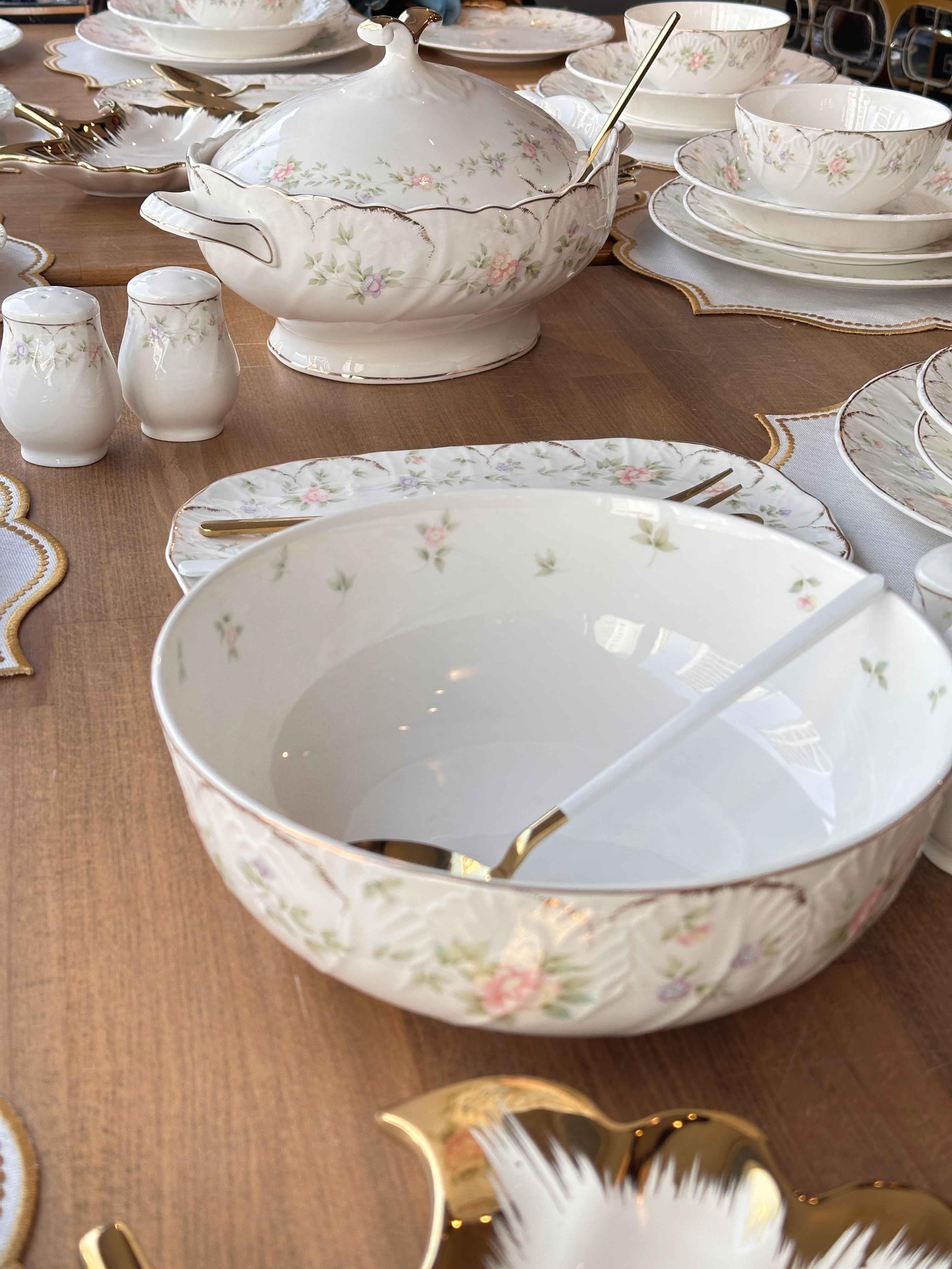 Yemek Takımı Tıffany Flowers 84 Parça 12 Kişilik