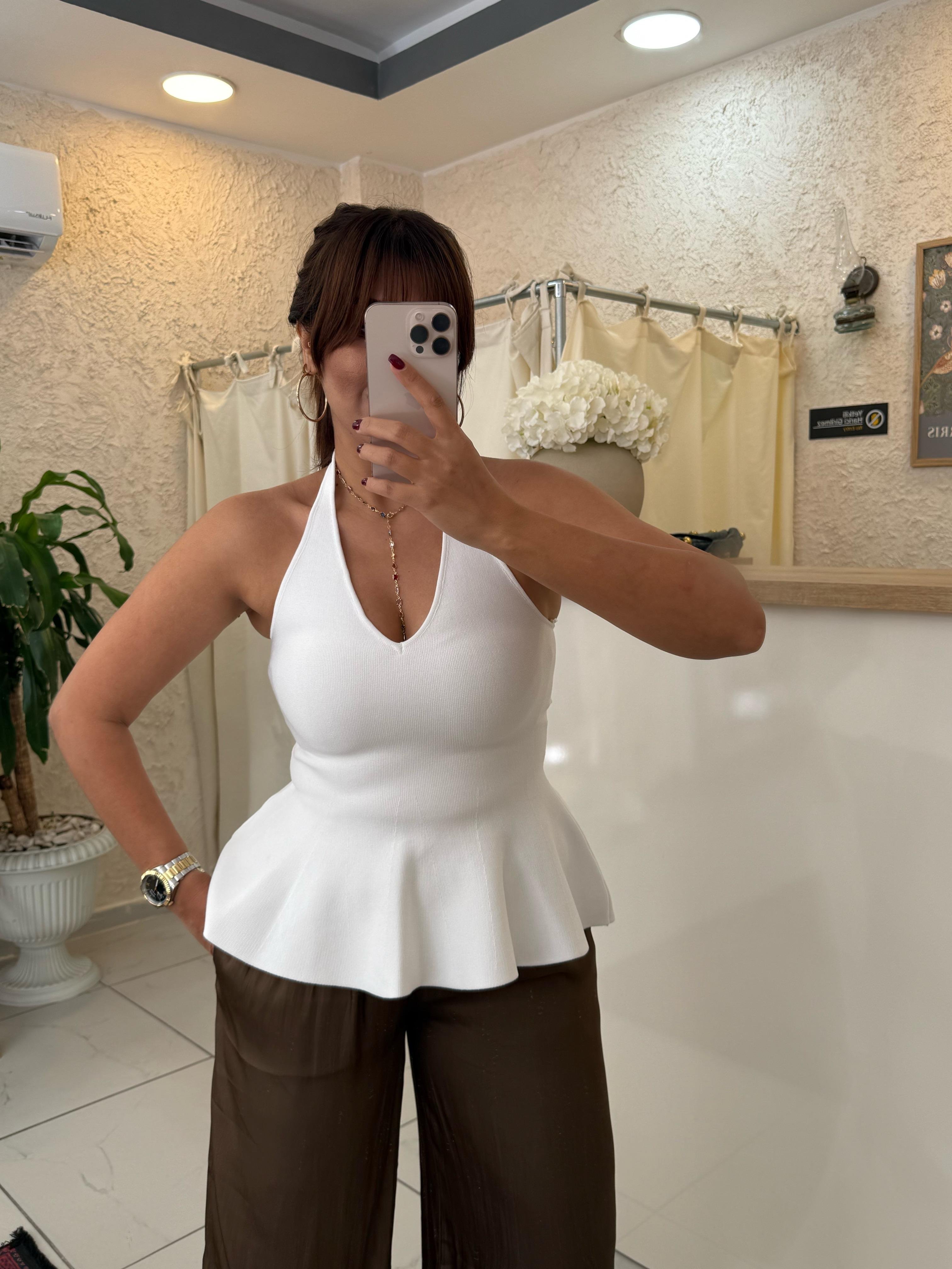 boyundan bağlamalı triko bluz