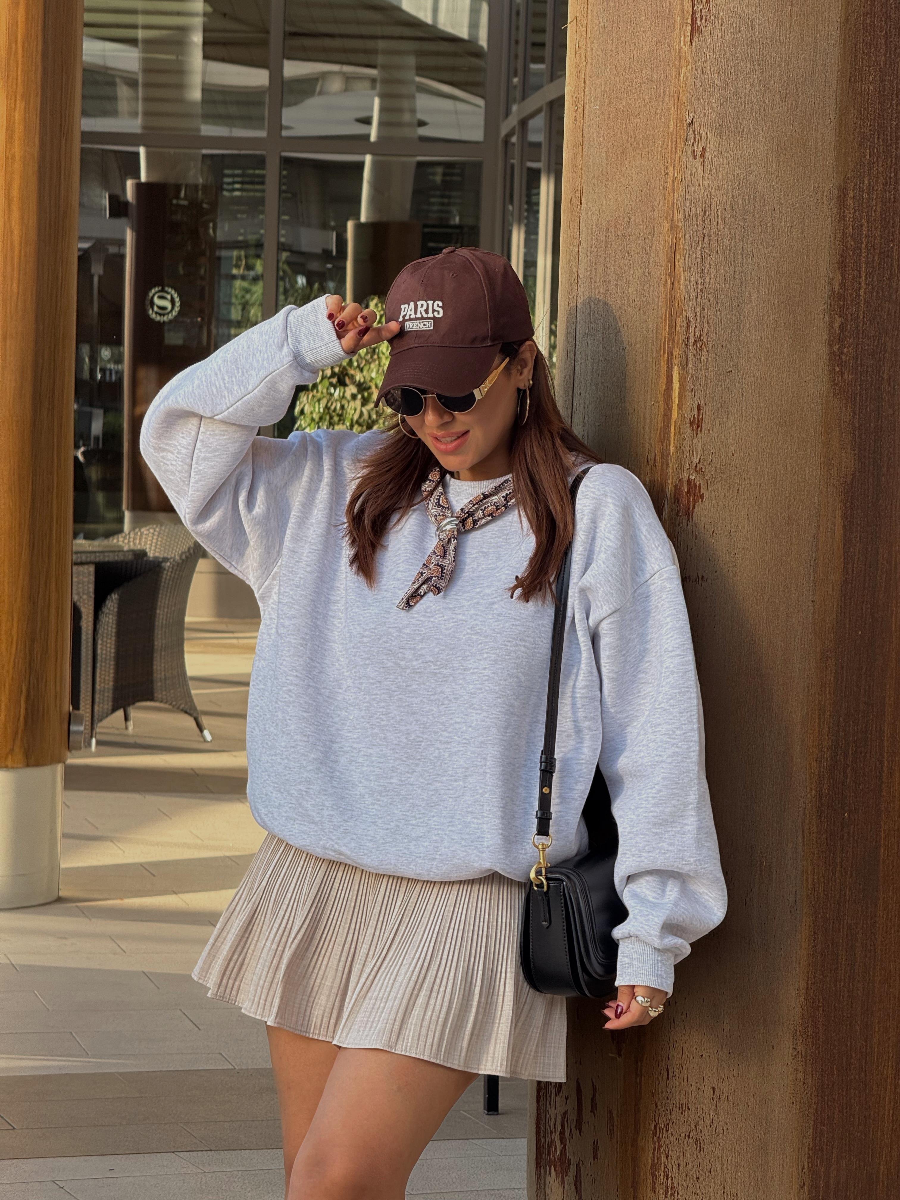 Fularlı Sweatshırt