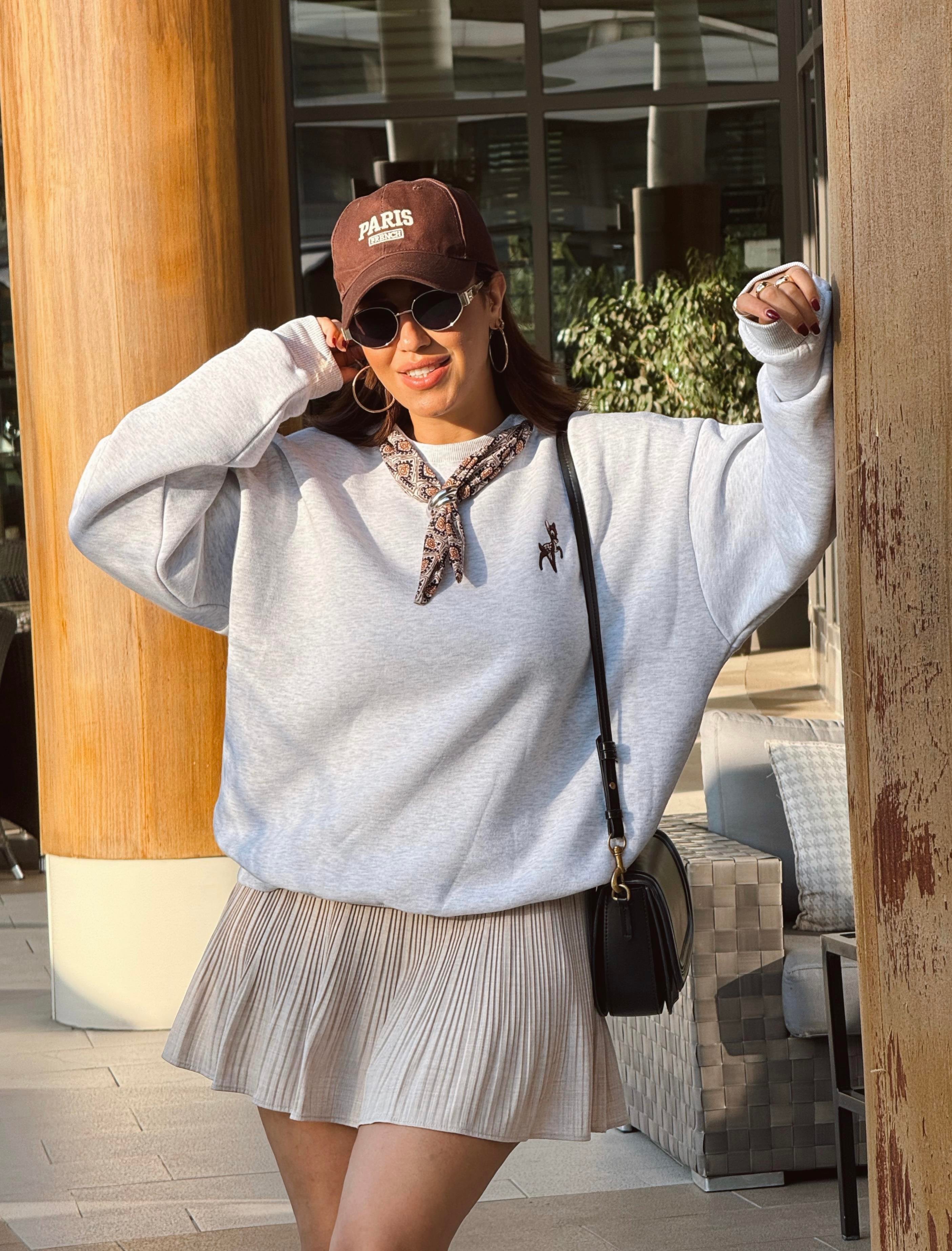 Fularlı Sweatshırt