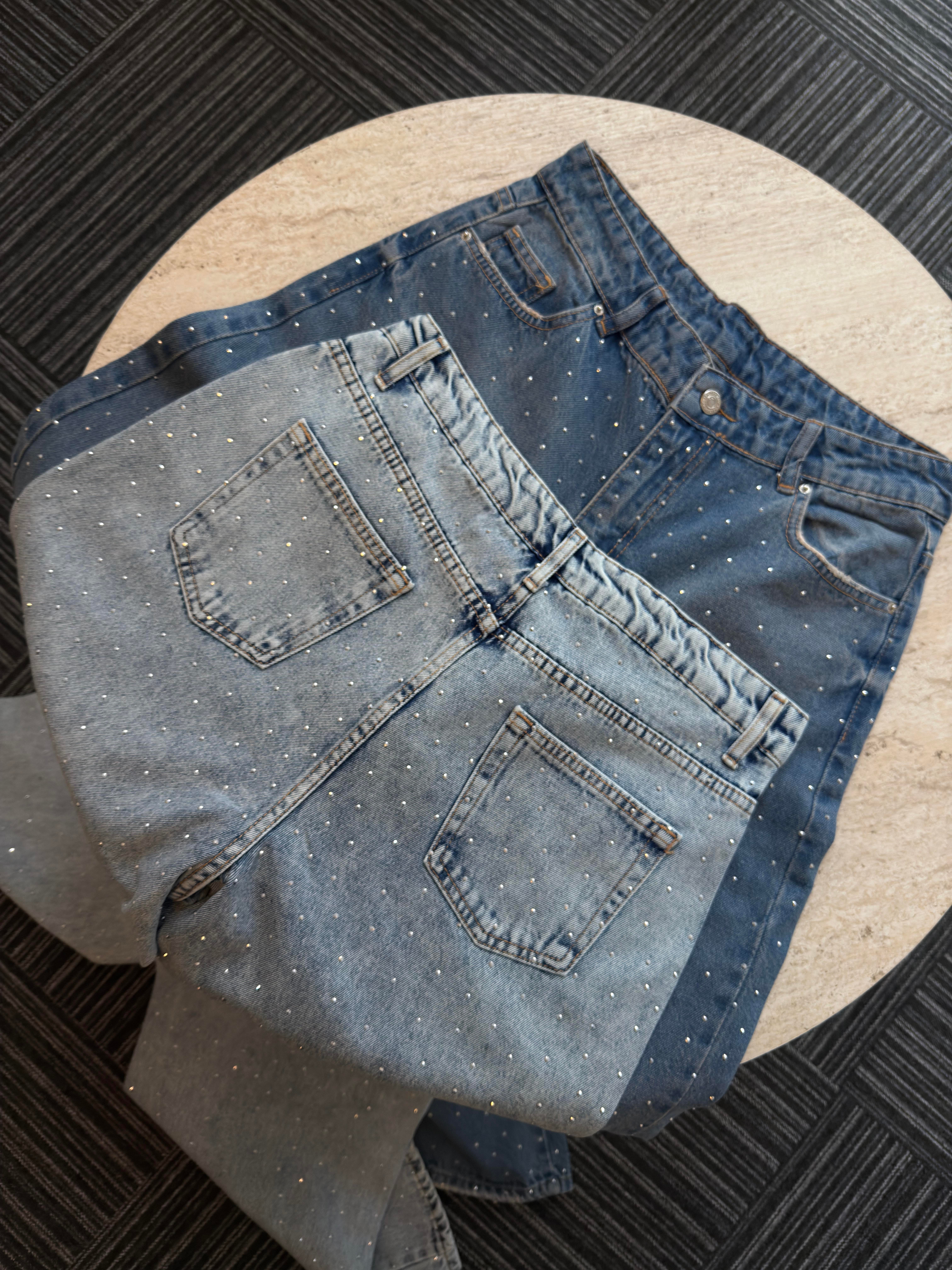 Ön/arka taşlı jean