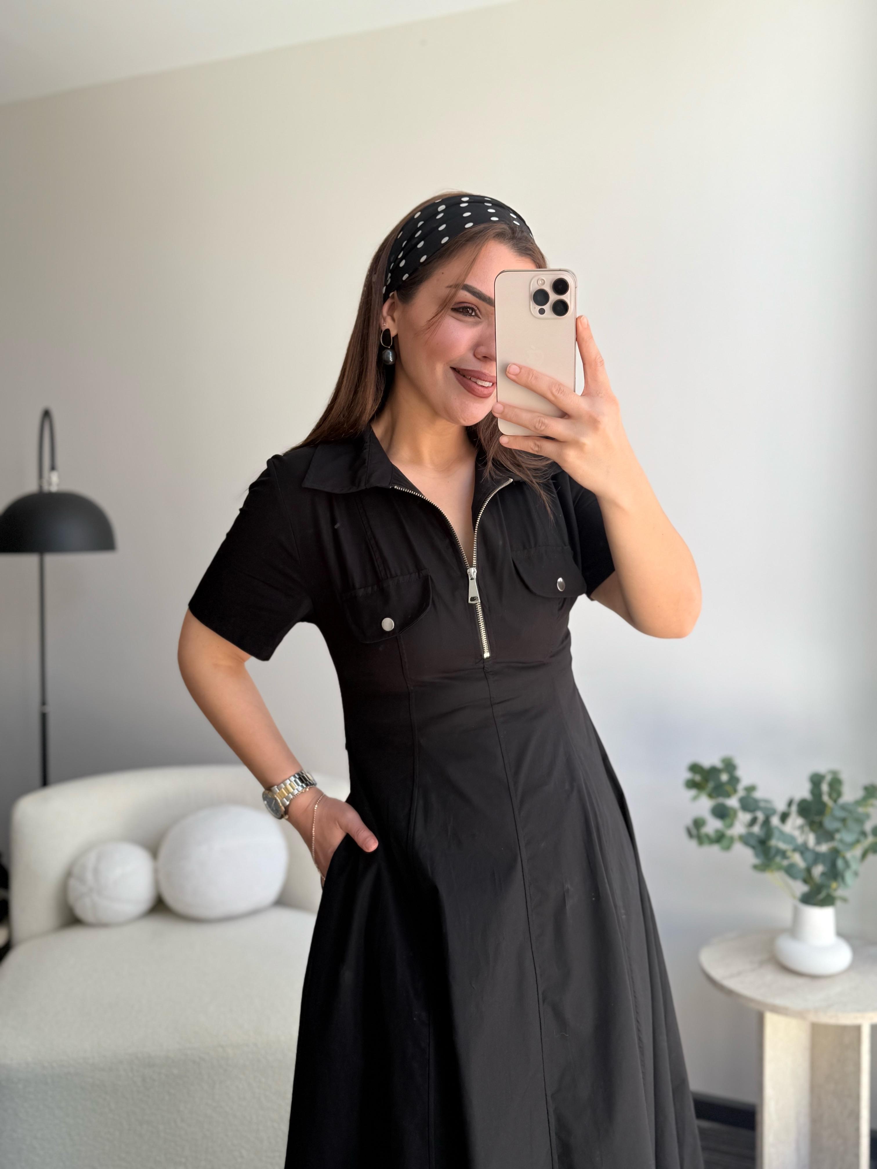 Yaka detaylı elbise 
