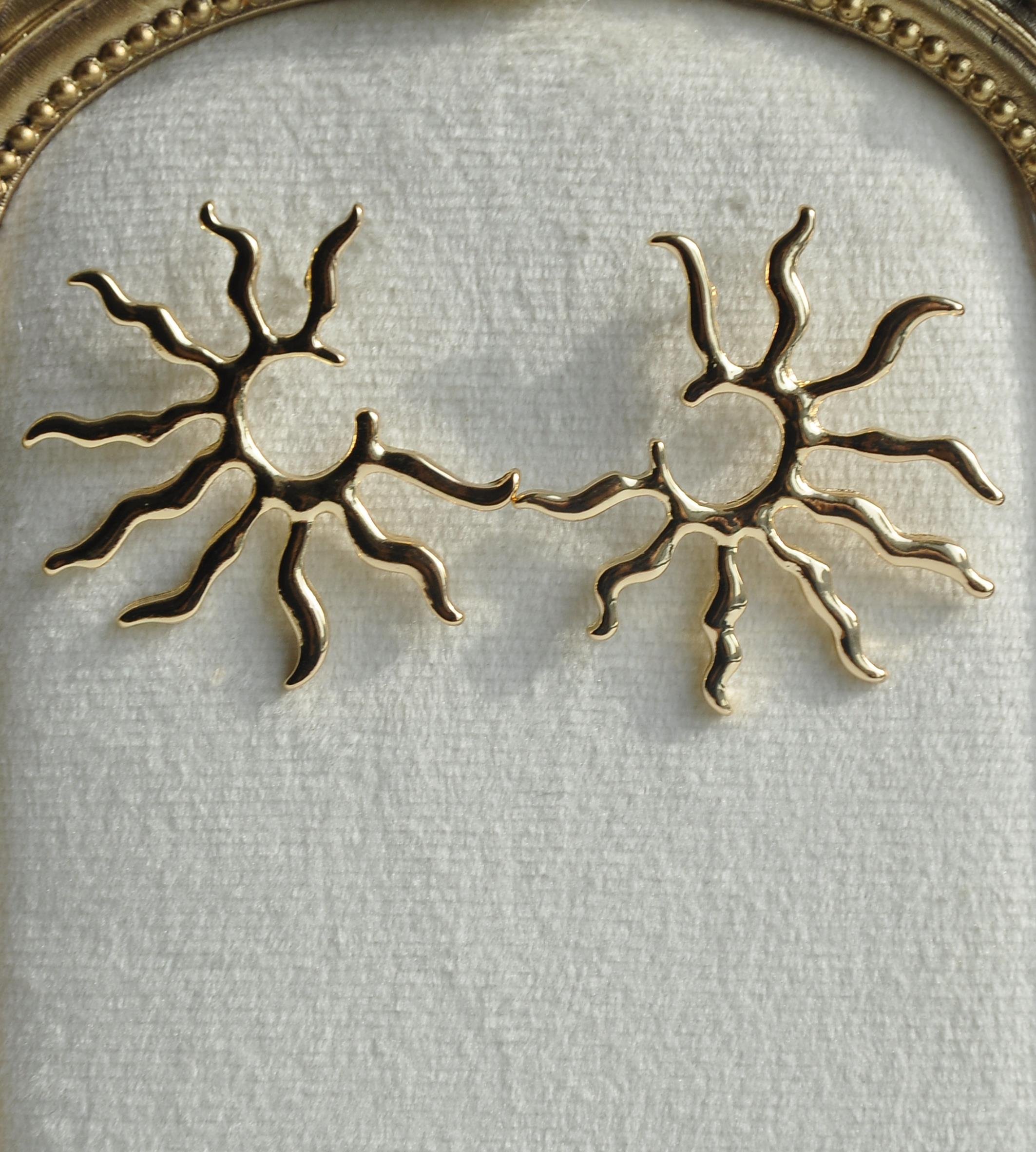 Gold pirinç güneş küpe