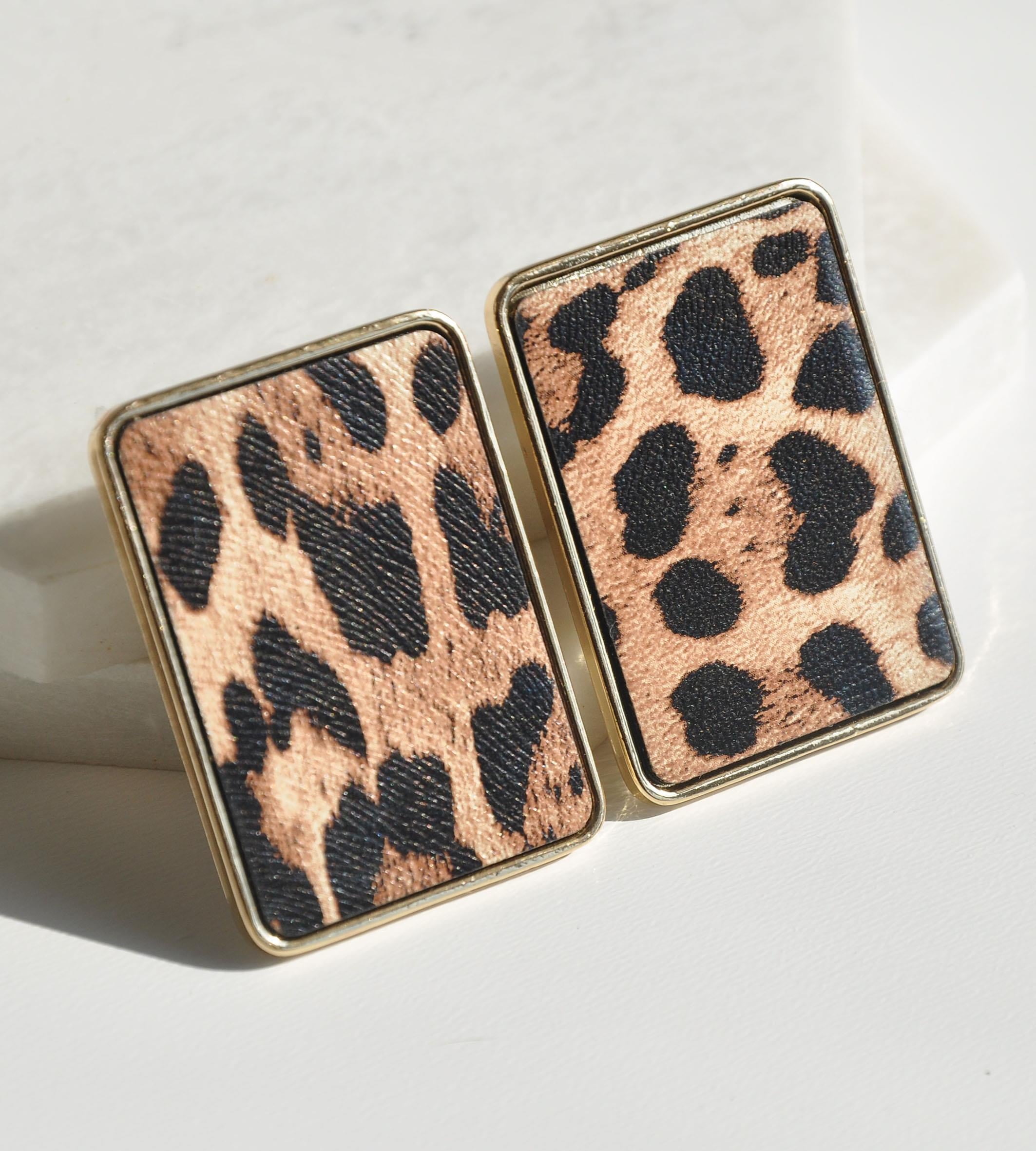 Gold pirinç leopar desenli küpe