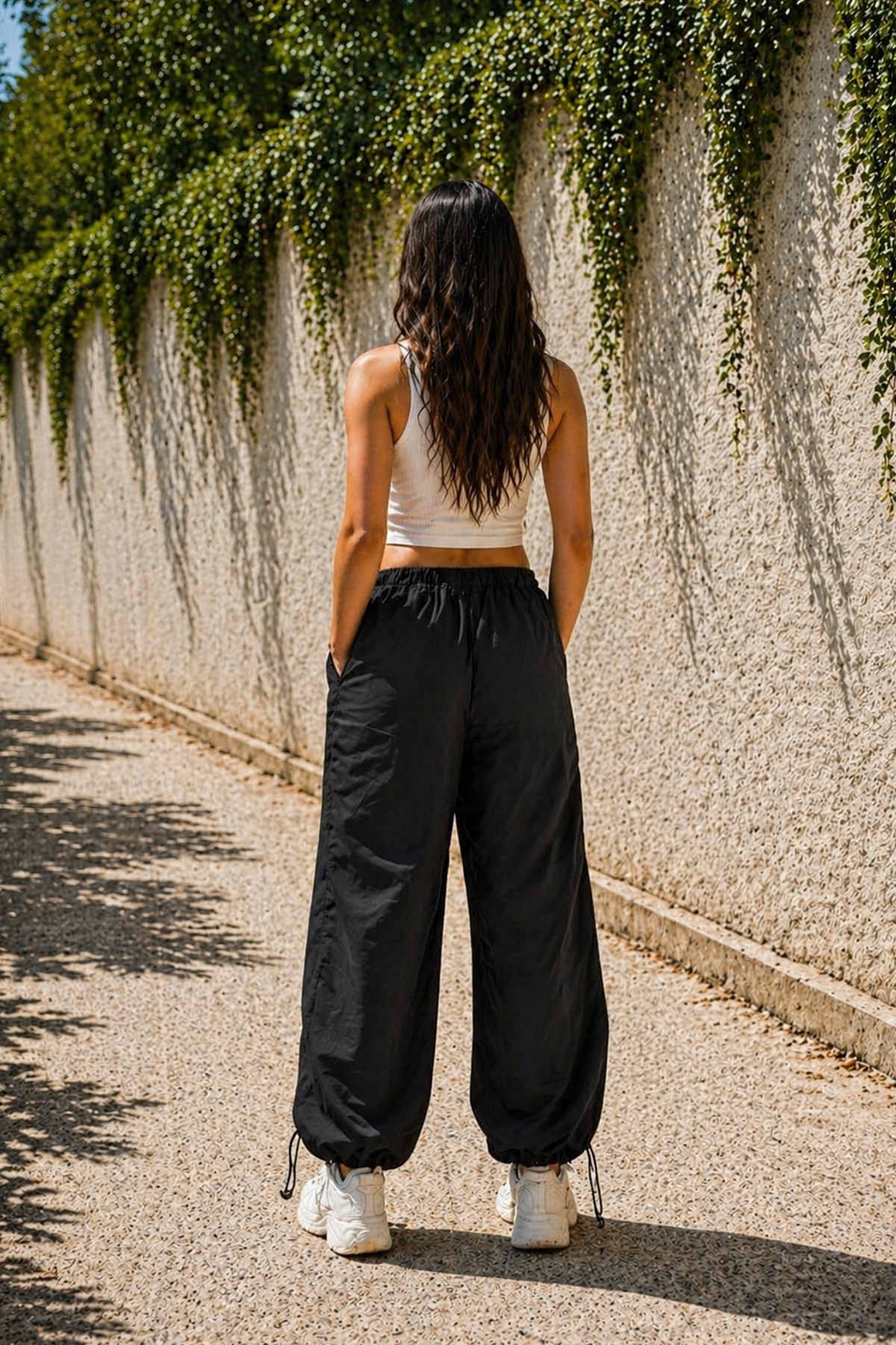 Siyah Lastik Detaylı Spor Pantolon L