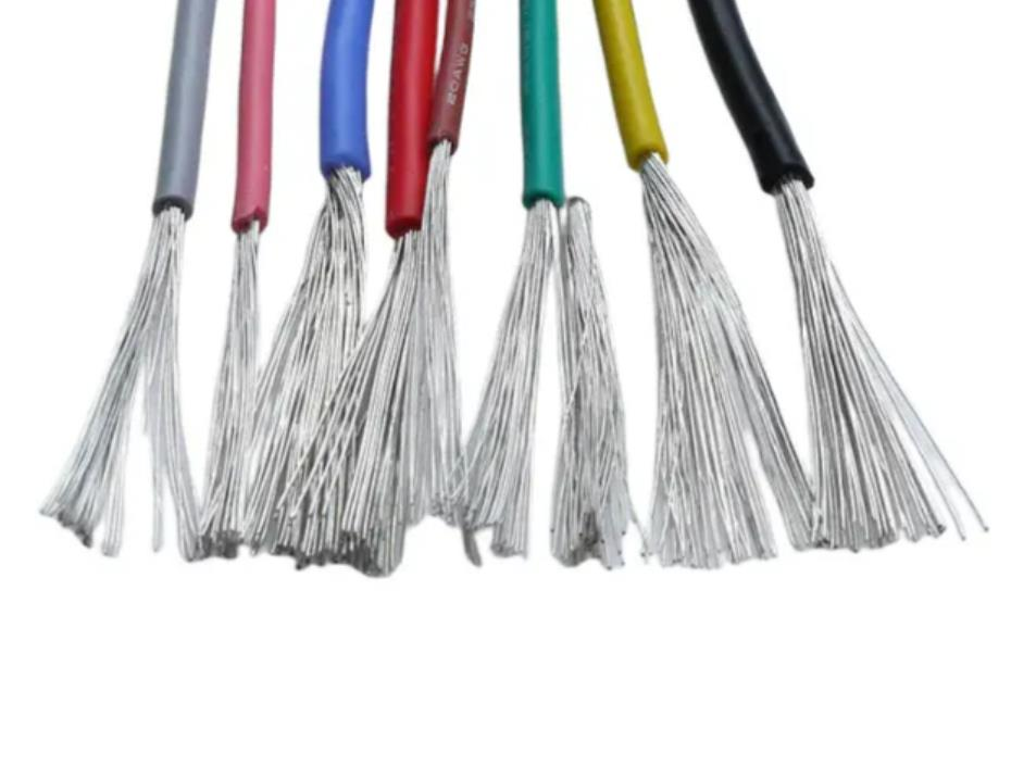 Çok Damarlı Montaj Kablosu 24AWG 100 Metre Kırmızı